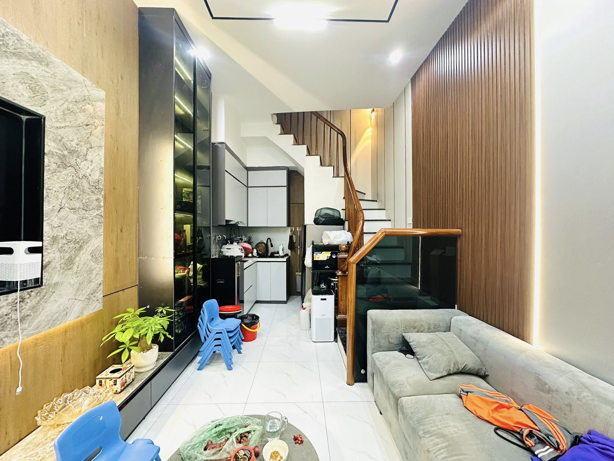 Bán nhà Ngã Tư Sở, Đống Đa 25m*5T 3 ngủ - Nhà mới, gần phố full nội thất ở ngay