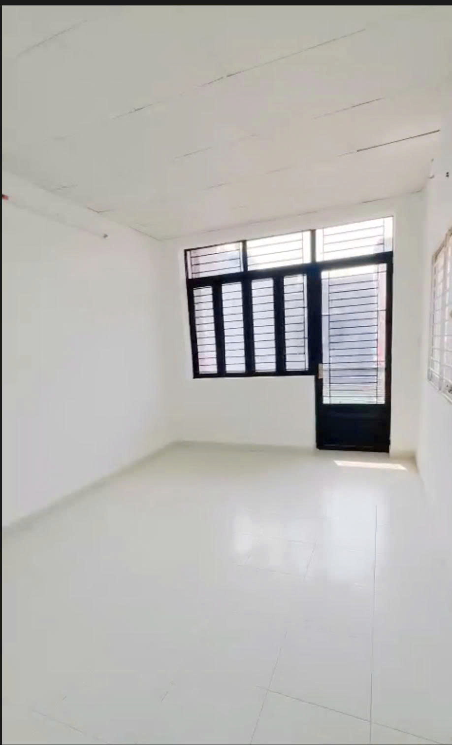 Nhà hẻm thẳng 3.4*17m, nở hậu 2lầu/ST Nguyễn Duy P.Chánh Hưng (P9Q8)