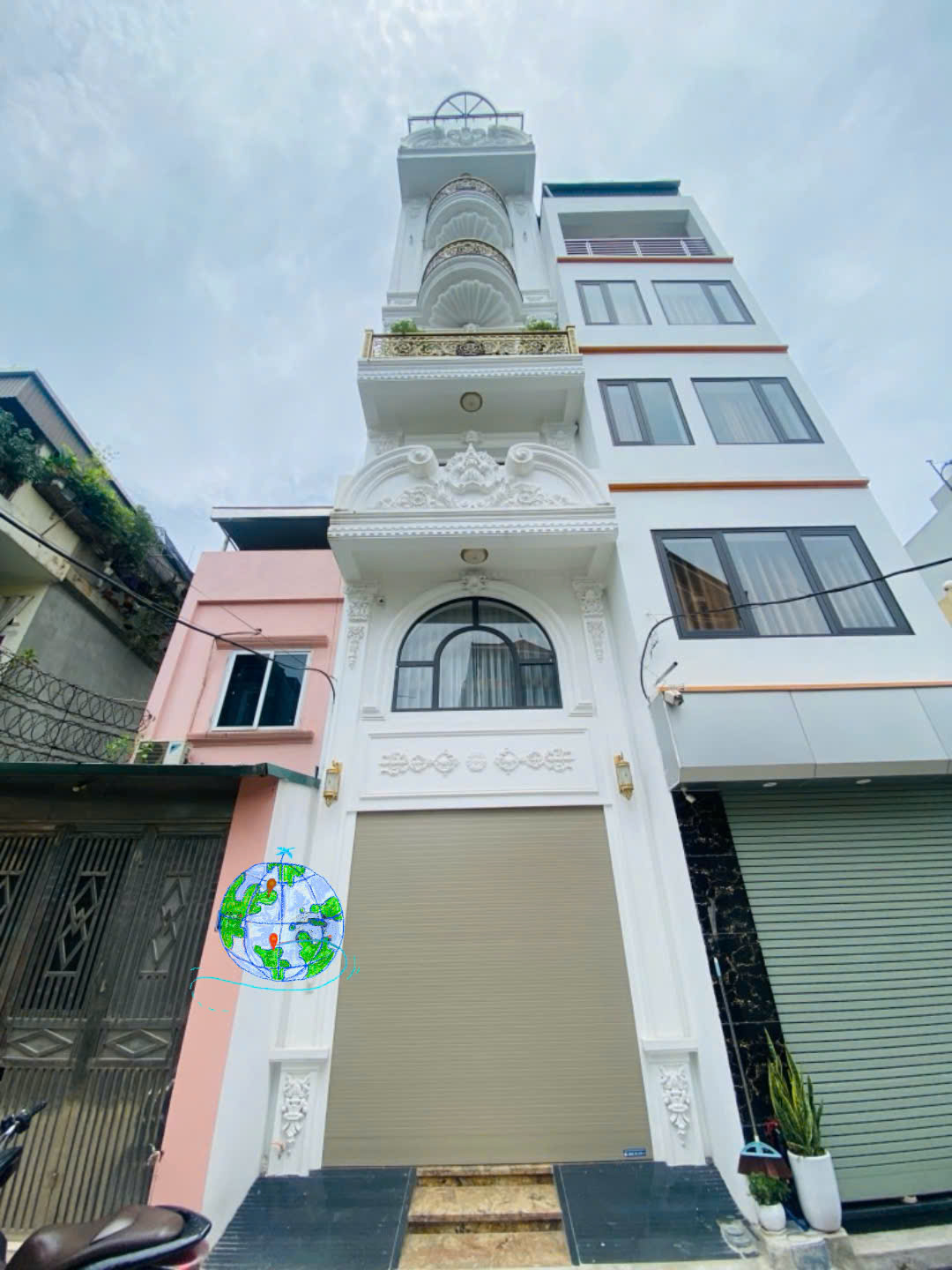 SỞ HỮU NGAY CĂN NHÀ ĐẸP - VỊ TRÍ ĐẮC ĐỊA TẠI Phố Tân Thuỵ - Phường Phúc Đồng- Long Biên