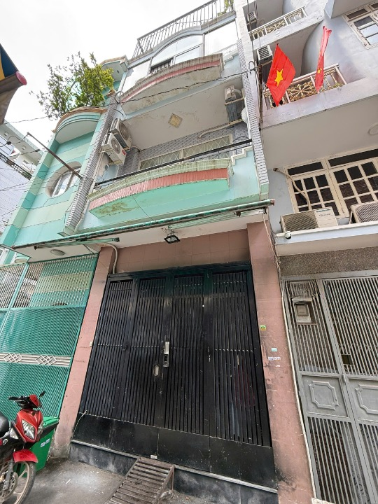 Nhà Hẻm 2 ôtô tránh nhau Dương Bá Trạc P. Chánh Hưng. Giá 9,8 tỷ TL