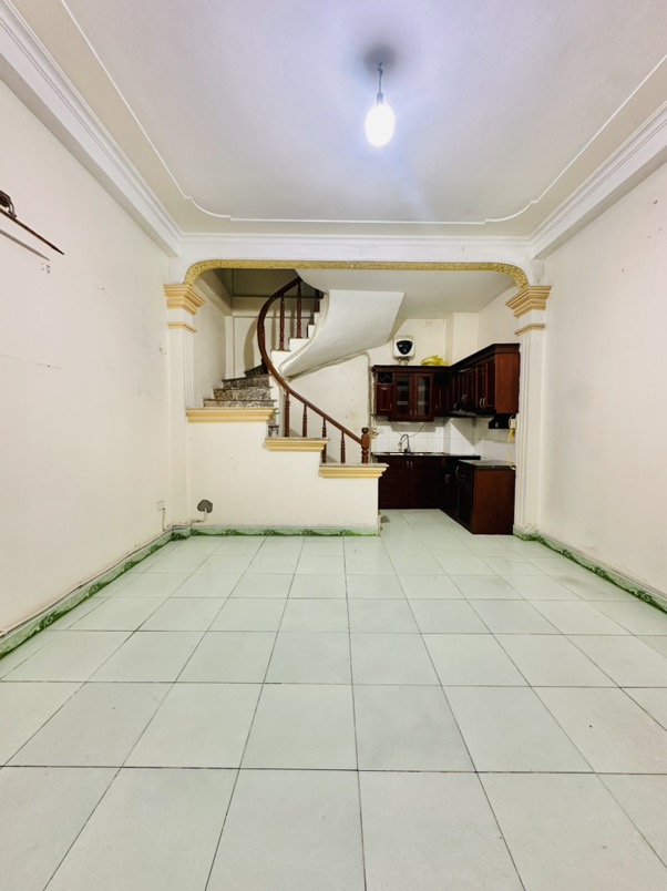 Bán nhà Kim Giang, Thanh Trì, Ô tô, Lô góc, 25m2, 5.76 tỷ(MTG)