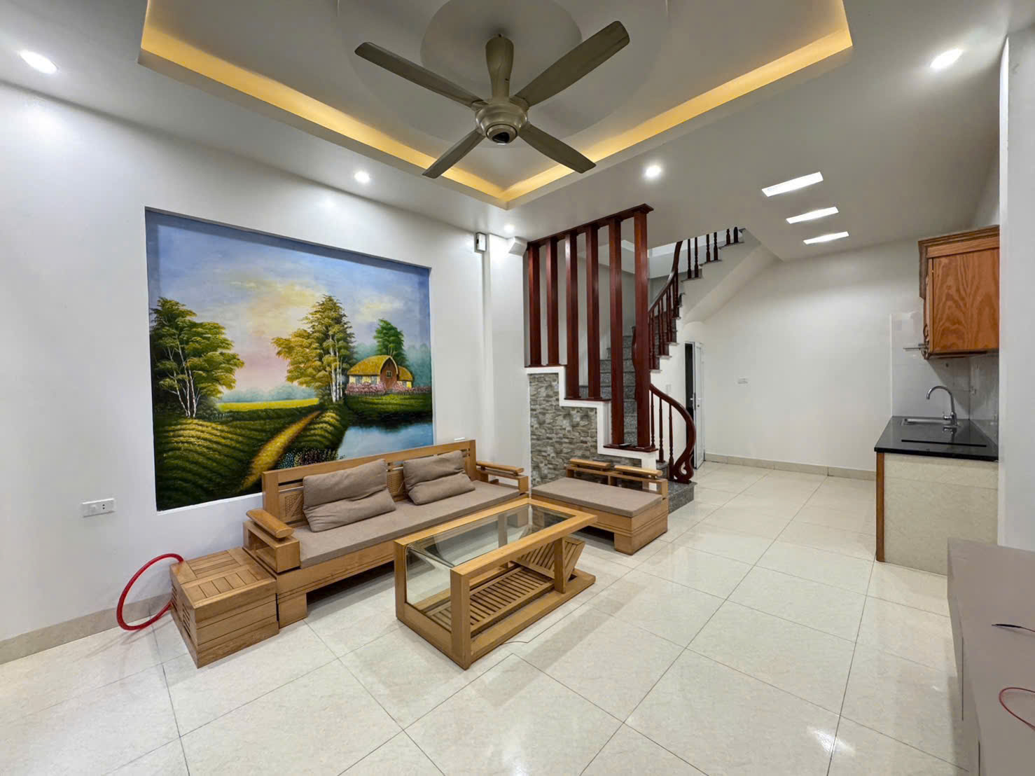 Nhà 4T, full nội thất 6.x tỷ cạnh trường mầm non Kiến Hưng, đường bờ mương Đa Sỹ, Hà Đông.