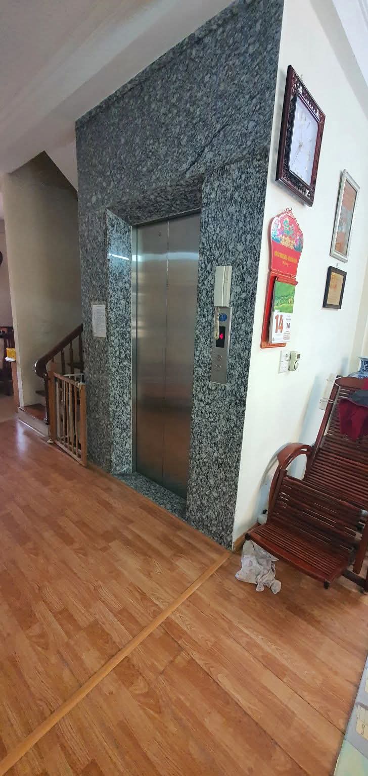 NHÀ ĐẸP PHỐ LÝ NAM ĐẾ – 2 MẶT THOÁNG VĨNH VIỄN – THANG MÁY – TRUNG TÂM HOÀN KIẾM