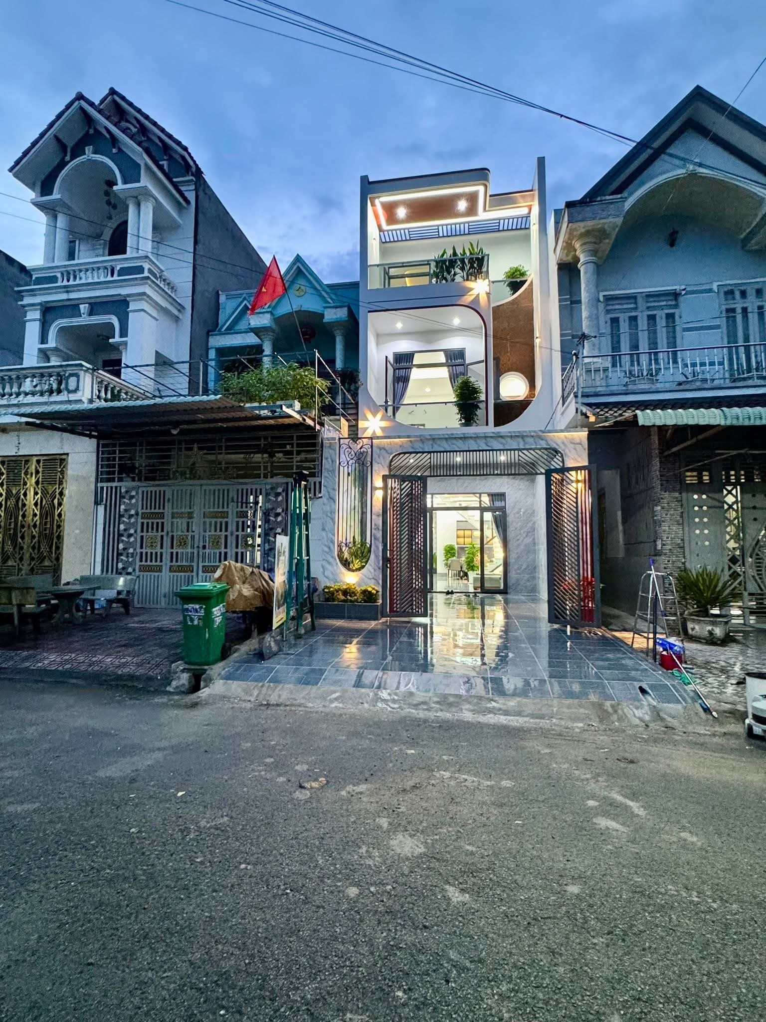 Nhà phố kdc vị Hảo tân khánh tán uyên tphcm