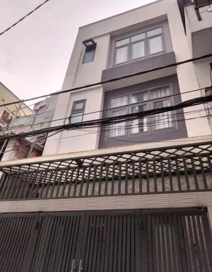 NHÀ ĐẸP TẶNG FULL NỘI THẤT – 4 TẦNG – NGANG 4.5M – GẦN HXH CMT8 – BV THỐNG NHẤT – ÔNG TẠ – CHỈ 7.2 TỶ TL