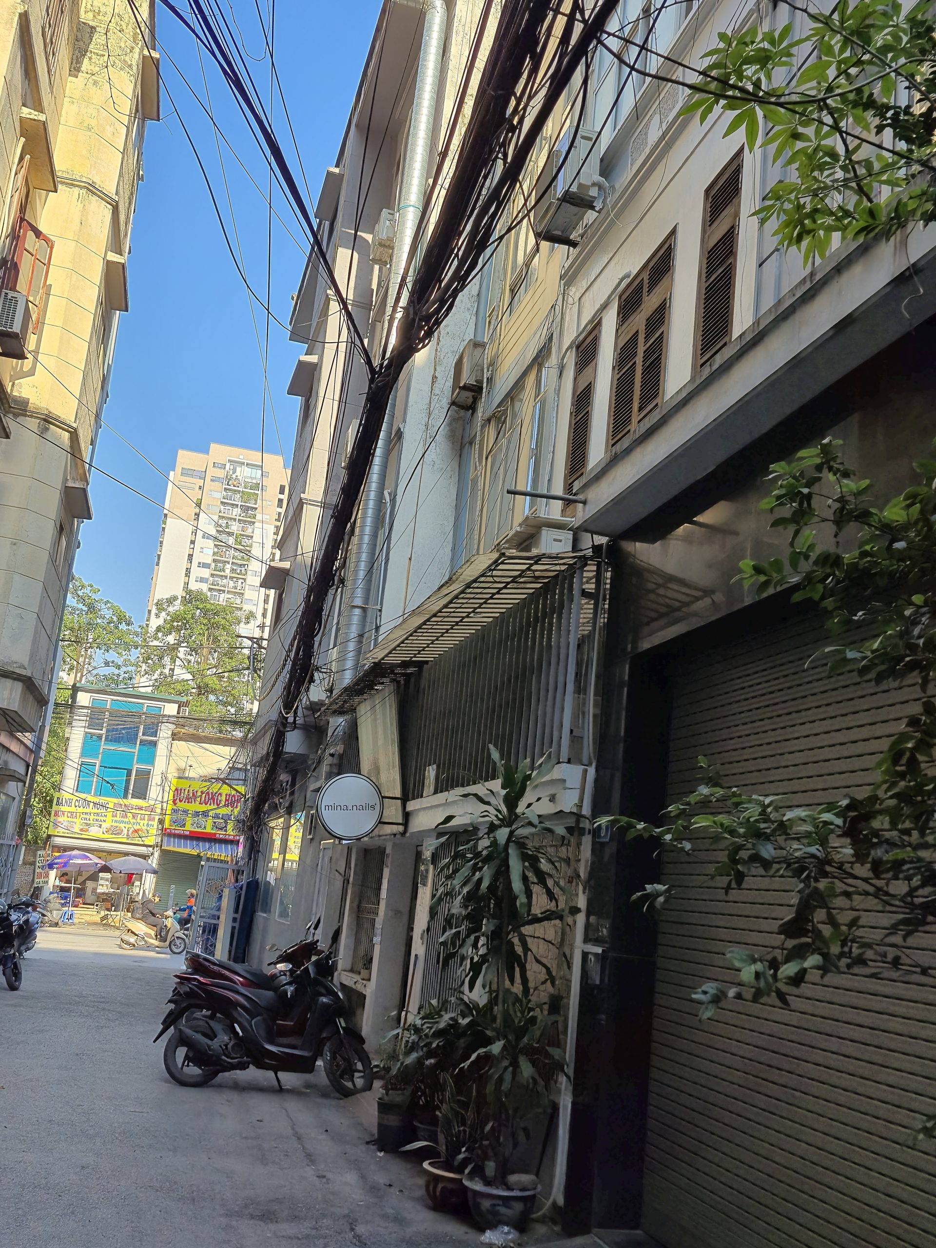 BÁN NHÀ LÔ GÓC – MẶT TIỀN 14M – 1 NHÀ RA PHỐ YÊN LÃNG, ĐỐNG ĐA