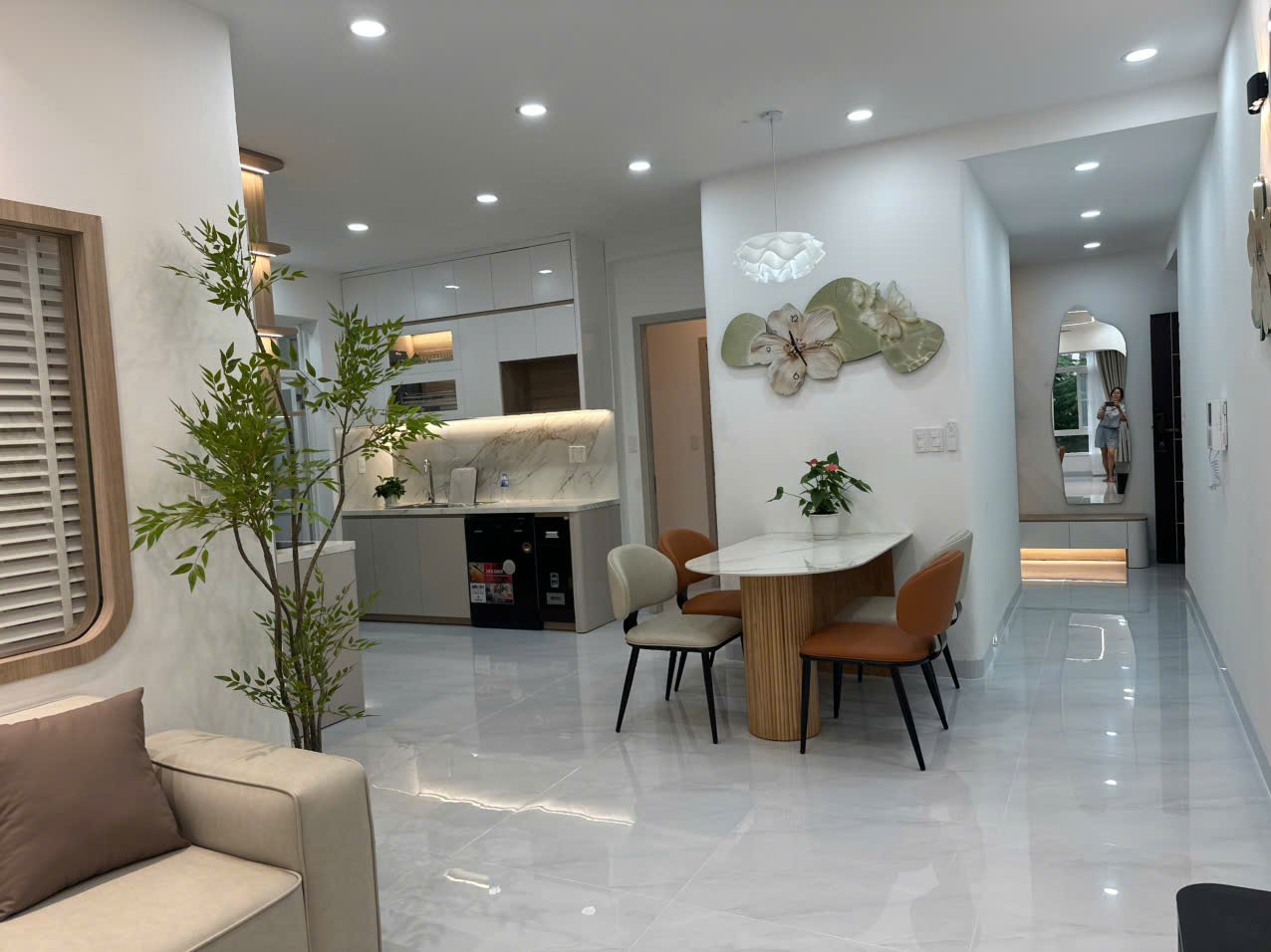 NHÀ ĐẸP Ở NGAY – HXH ÚT TỊCH – ngay ĐỆ NHÂT KS - P.4, Q.TÂN BÌNH