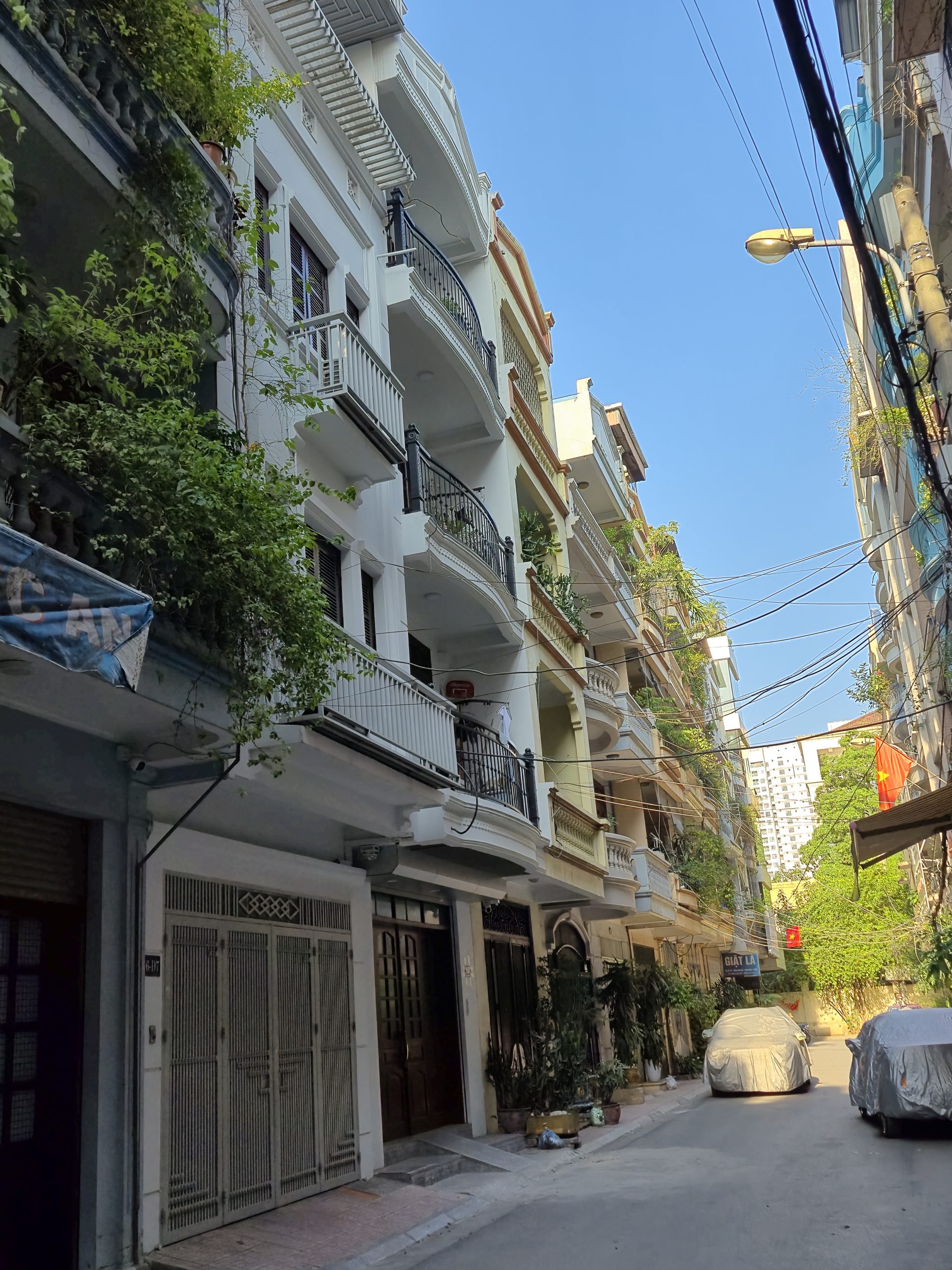 BÁN NHÀ LÔ GÓC 15 MẶT TIỀN, NGÃ 3 Ô TÔ TRÁNH, KHUẤT DUY TIẾN, THANH XUÂN