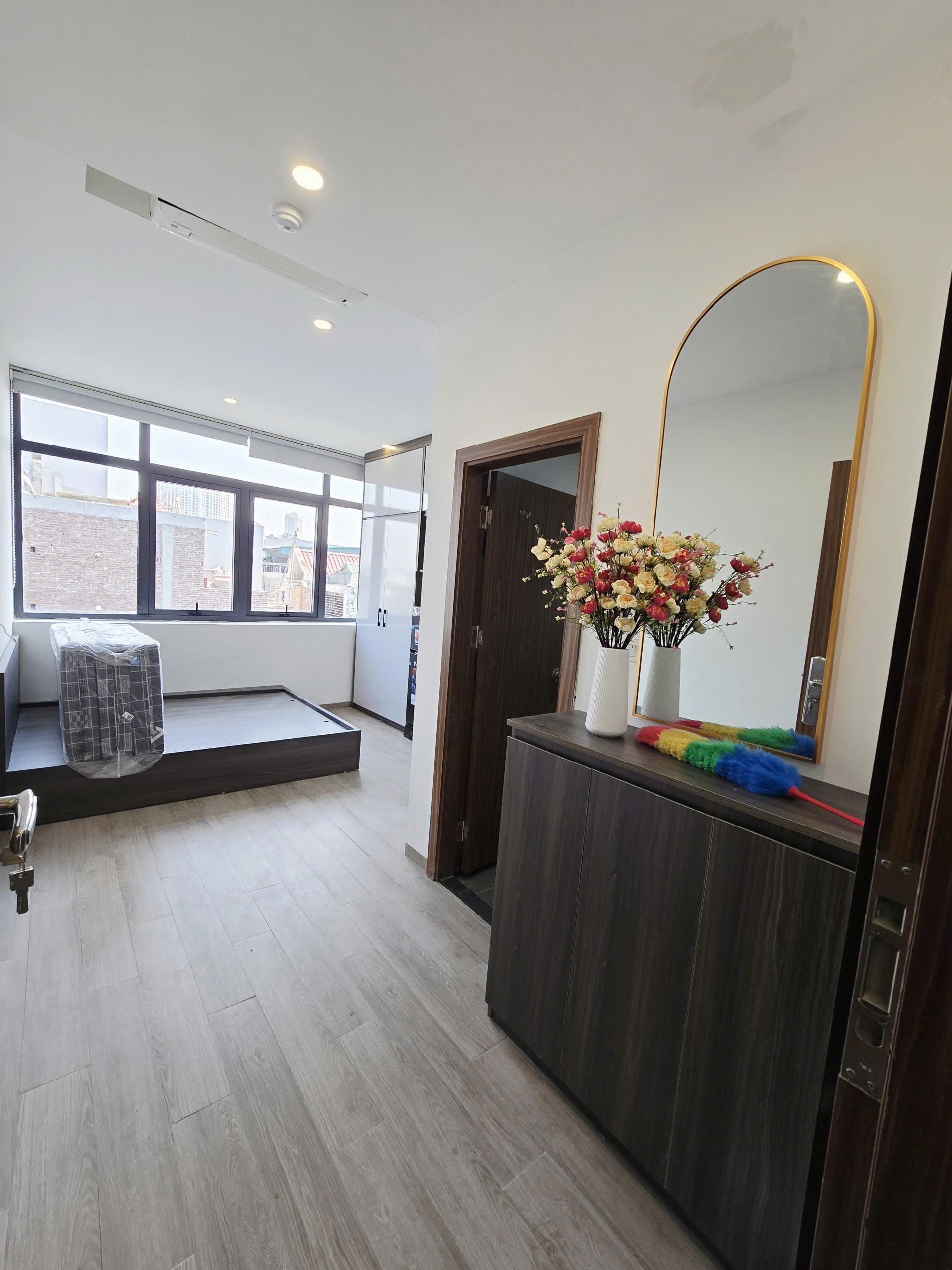 DÒNG TIỀN KD 1,5 tỷ/năm-CHDV 7 TẦNG THANG MÁY 21 PHÒNG, 30M RA LÊ VĂN LƯƠNG, CẦU GIẤY