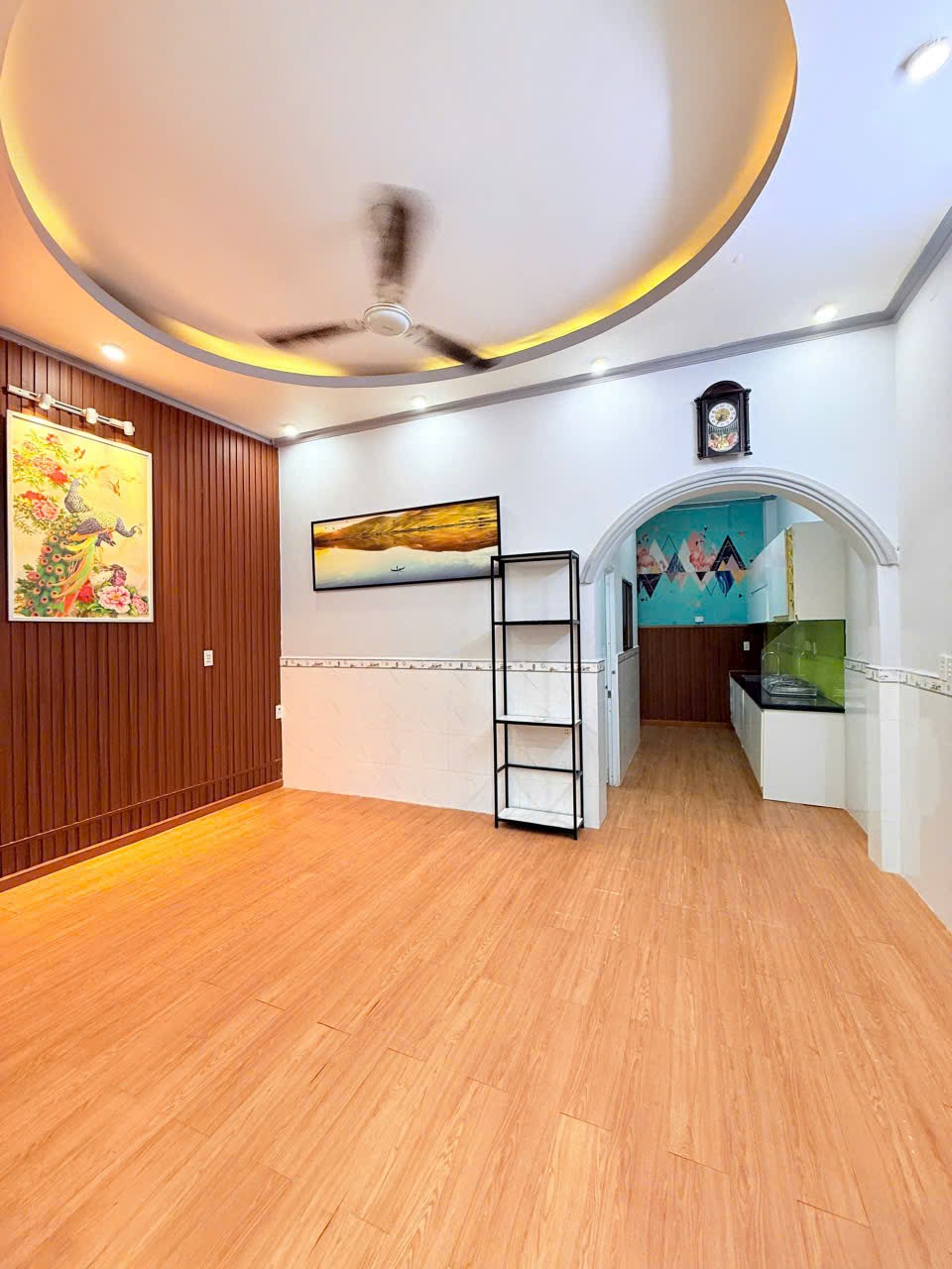 ALO ALO CHỈ 5.5 TỶ CÓ NGAY NHÀ ĐẸP - DT LỚN - GẦN HXH THÀNH MỸ - TÂN BÌNH - GIÁP Q10 - ĐH BÁCH KHOA.