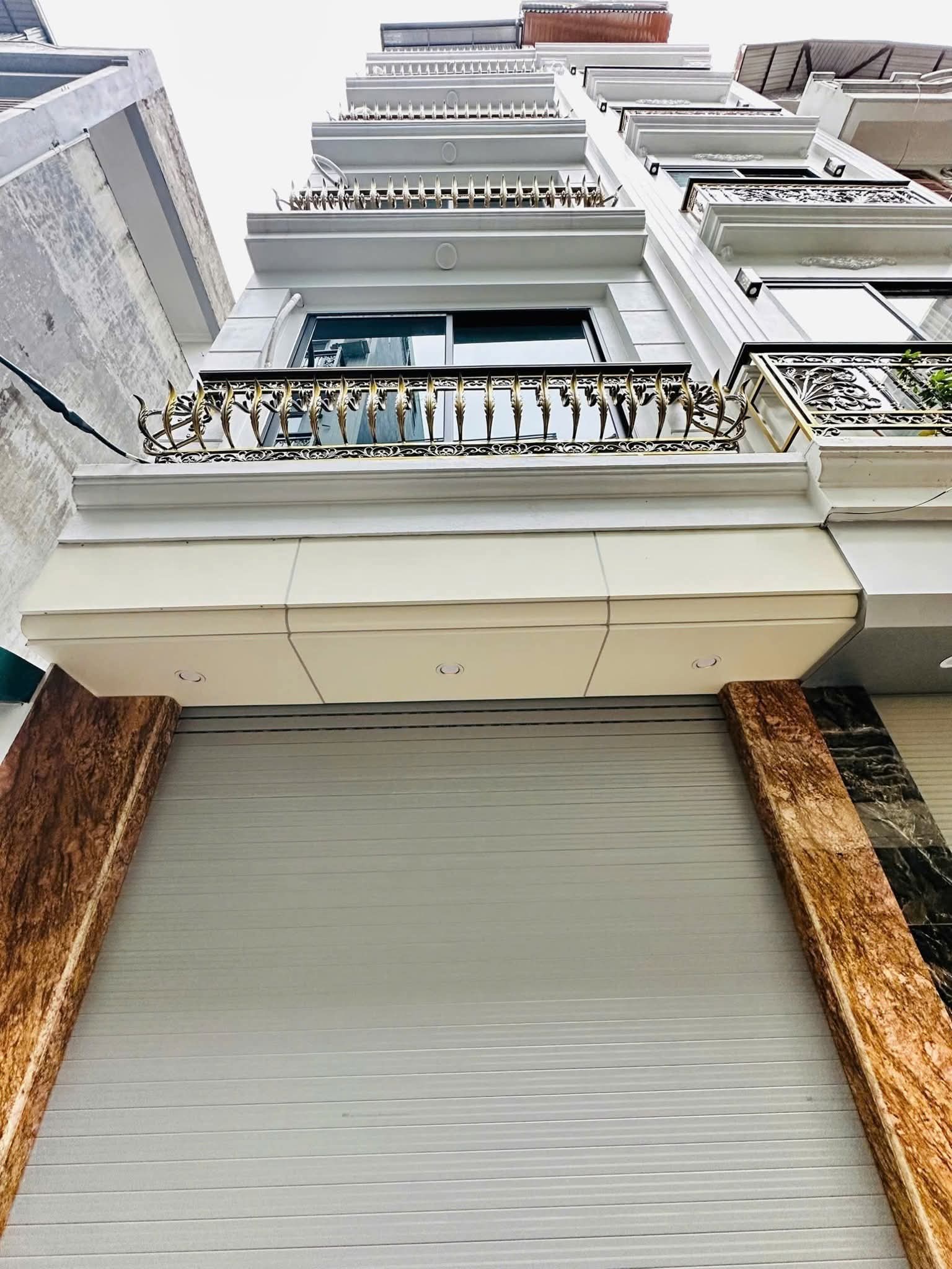 TÂY HỒ CẦU GIẤY - MẶT NGÕ O TÔ - SÁU TẦNG THANG MÁY - NỘI THẤT SANG XỊN - SỔ ĐỎ