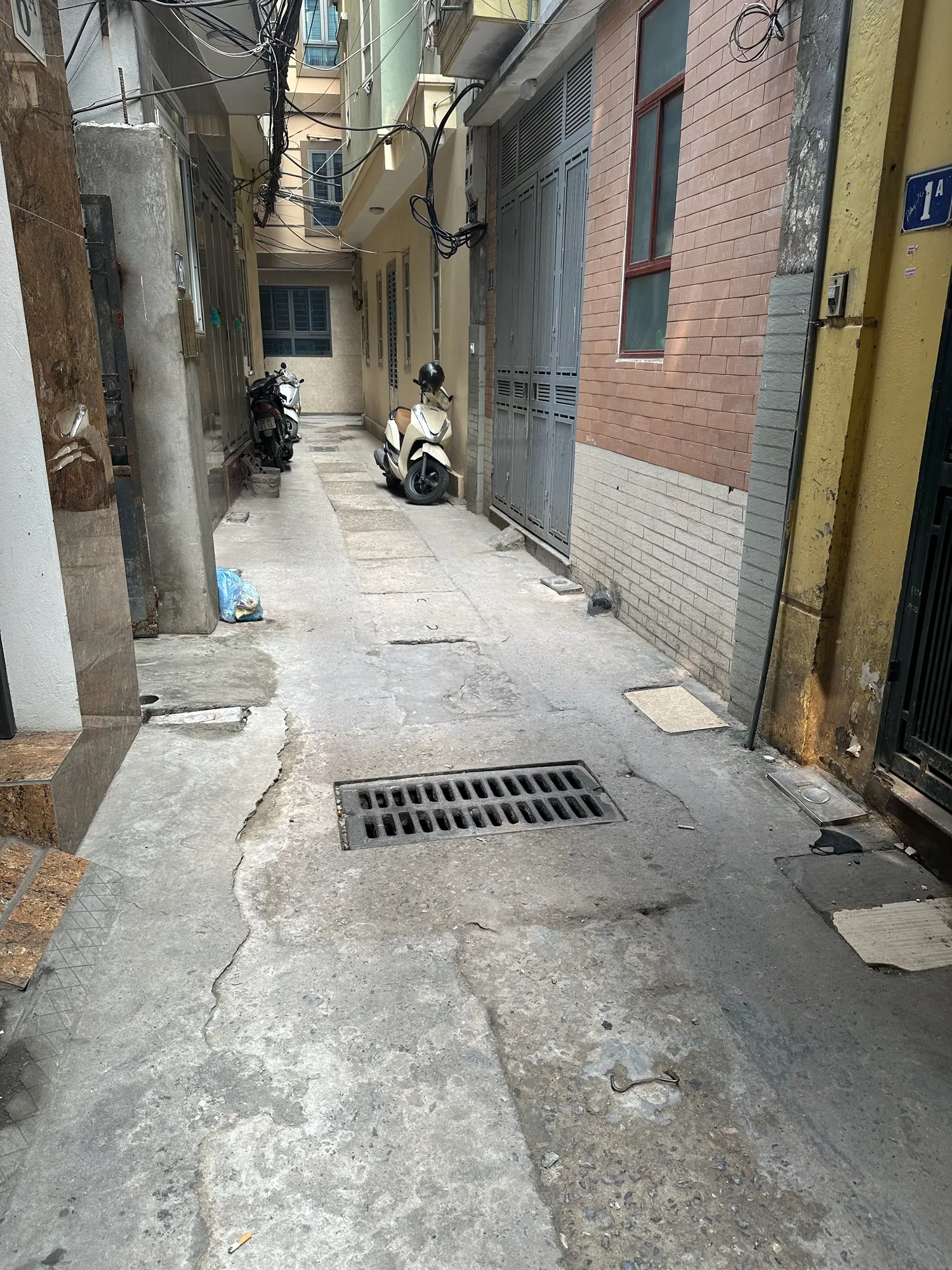 BÁN NHÀ QUAN NHÂN – CỰC HIẾM – FULL NỘI THẤT