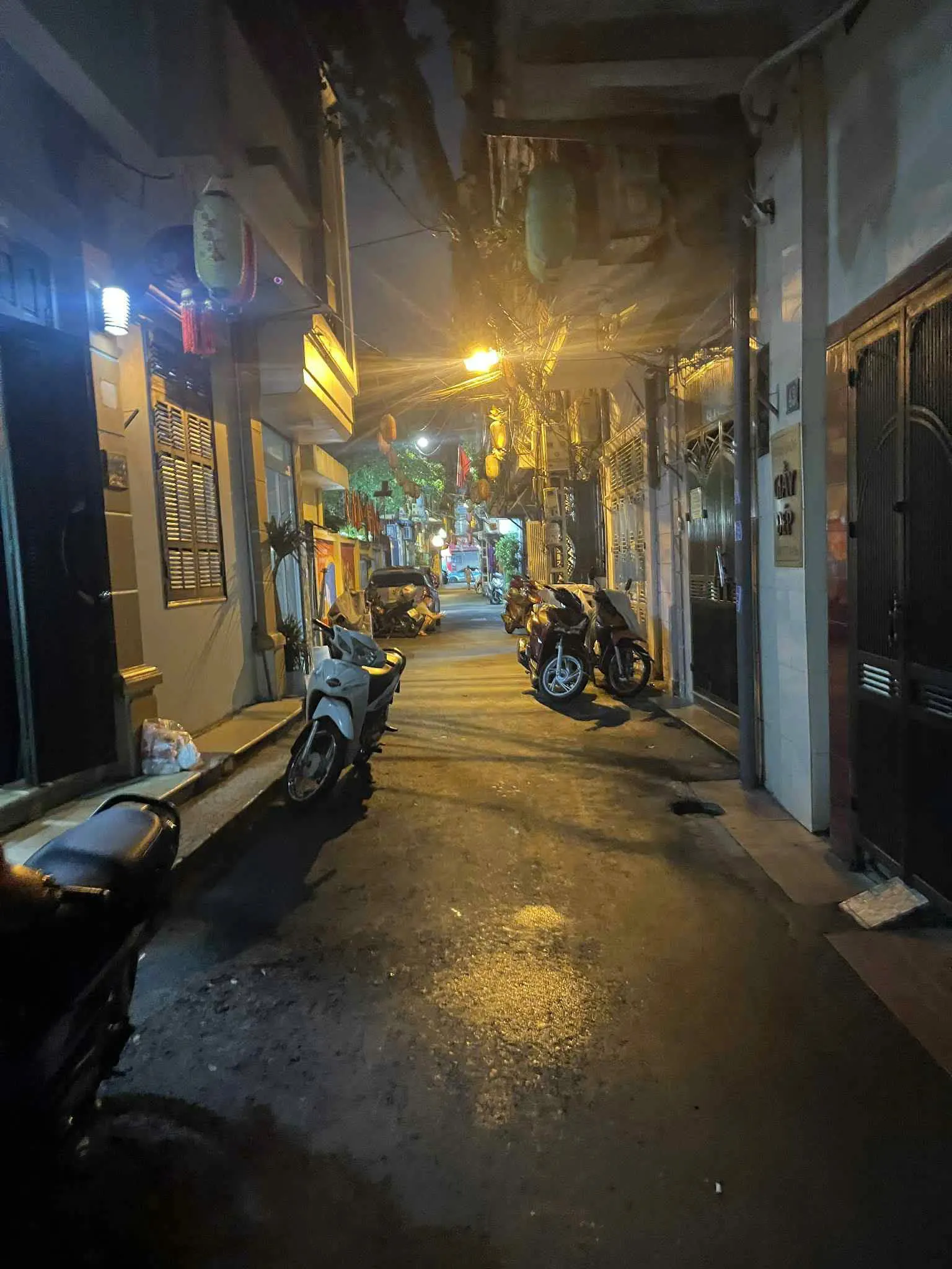 NGÕ NGÔ SĨ LIÊN – TRUNG TÂM HÀ NỘI – CỰC HỢP XÂY APARTMENT CHO TÂY THUÊ