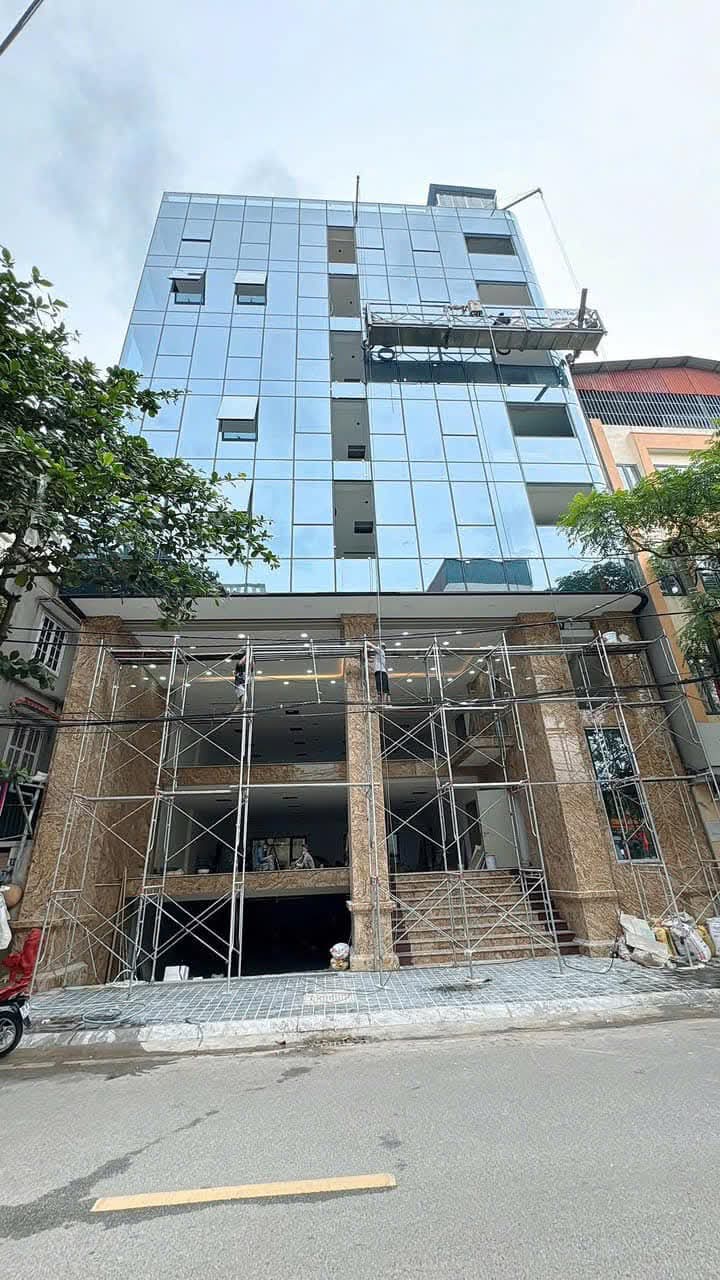 Bán Tòa Nhà Văn Phòng Mặt Phố Thái Hà 360M 10T Giá 240 tỷ