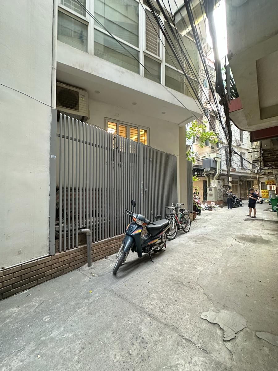 PHÂN LÔ TRUNG KÍNH - LÔ GÓC - GARA ÔTÔ - SÁT PHỐ