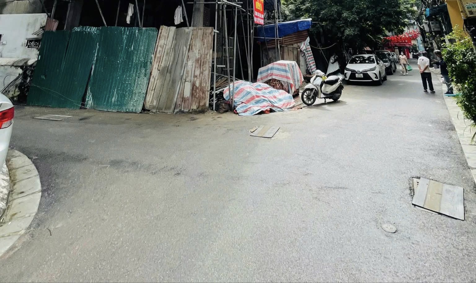 NGUYỄN HOÀNG - LÔ GÓC - ÔTÔ TRÁNH - VĂN PHÒNG - CHO THUÊ