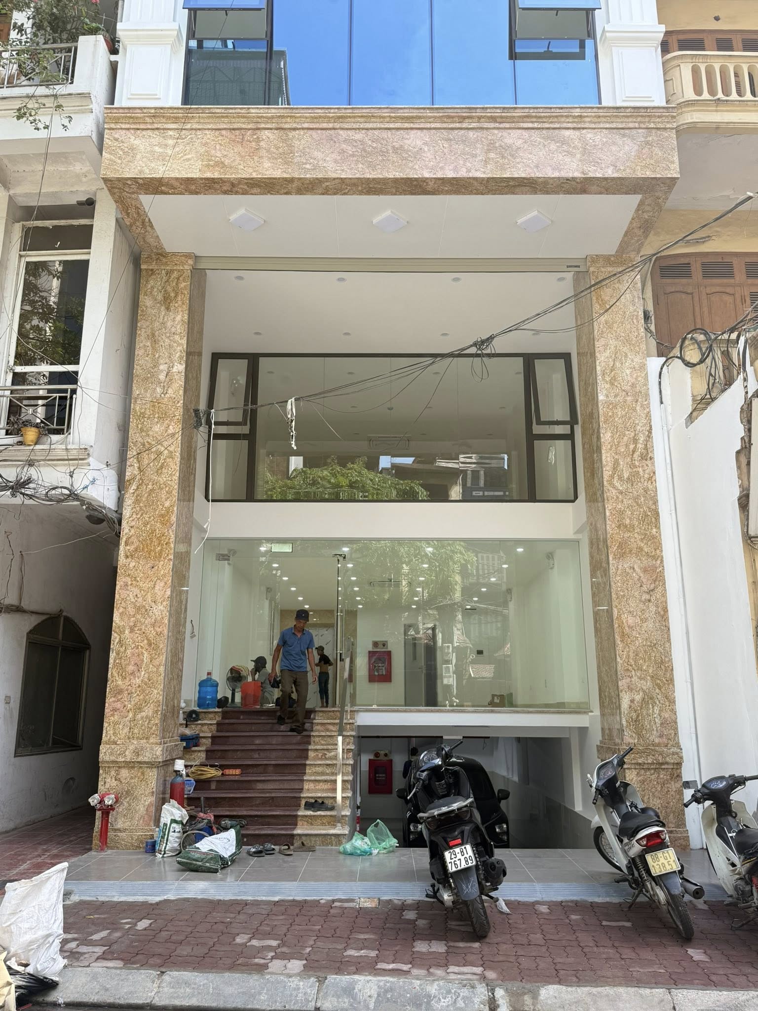 Bán tòa VP mặt phố Tô Vĩnh Diện, 185m2, 7 tầng thang máy, mặt tiền 5m, 63.8 tỷ, thu 100tr/tháng