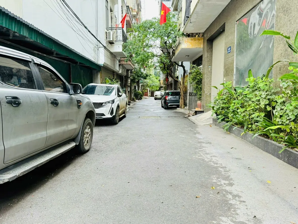 NHÀ PHÂN LÔ - HOÀNG VĂN THÁI THANH XUÂN - Ô TÔ ĐỖ CỬA