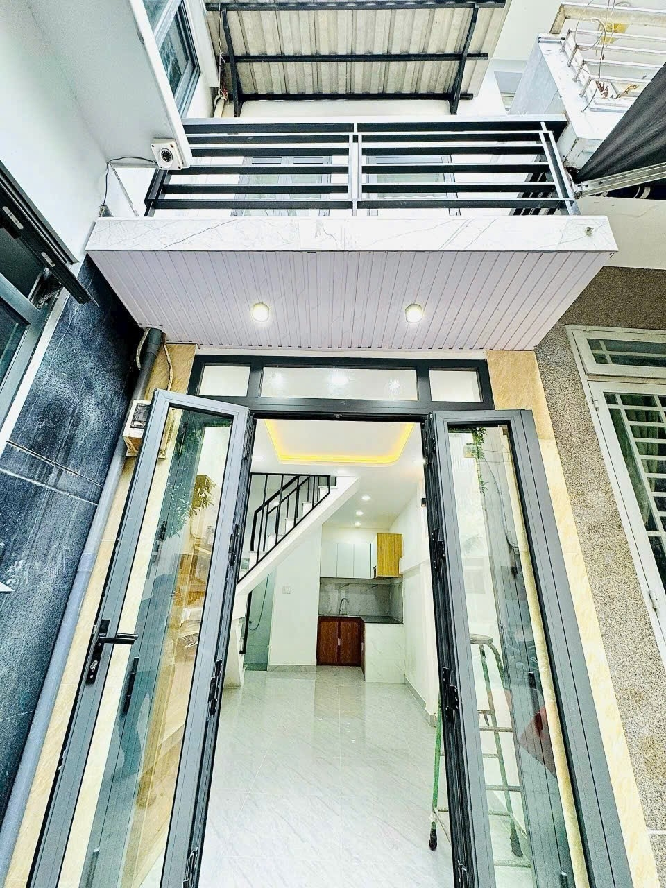 Nhà Nở hậu SHR 2 tầng 18m2 – Xô Viết Nghệ Tĩnh Bình Thạnh S