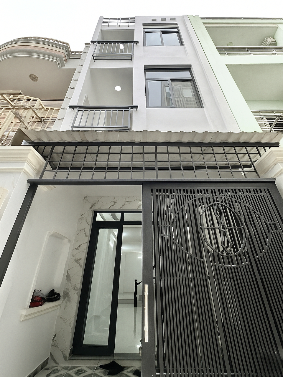 Nhà Vuông mới SHR 3 tầng HXH 52m2 – Nguyễn Xí Bình Thạnh S