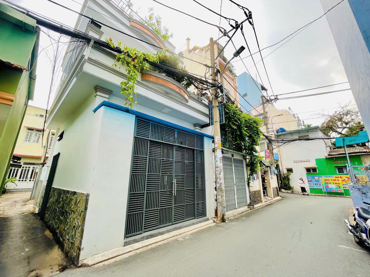 L1548 ⭐️ sát Thích Quảng Đức Nguyễn Kiệm, SHR, Lô góc, 4.6x8m, 5.x tỷ