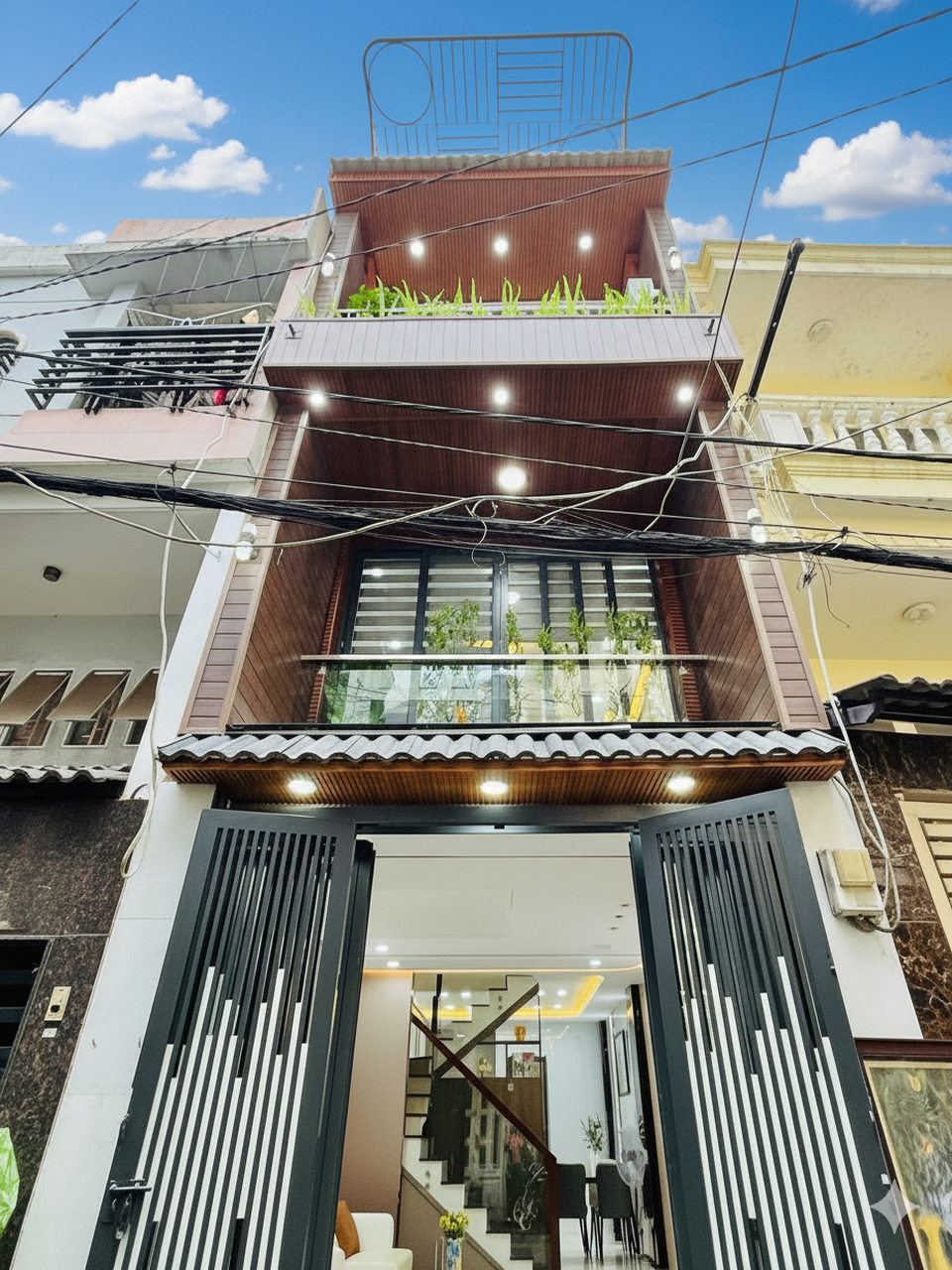 L1575 ⭐️ cạnh CV Làng Hoa Gò Vấp, SHR, Vuông, HXH, 4 tầng, 3.5x12m, 5.x tỷ