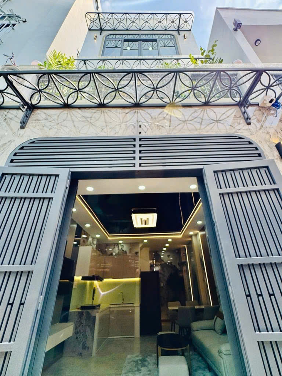 L1577 ⭐️ ngay CV Làng Hoa Gò Vấp, SHR, Vuông, 3 tầng, 4x8m, 5.x tỷ