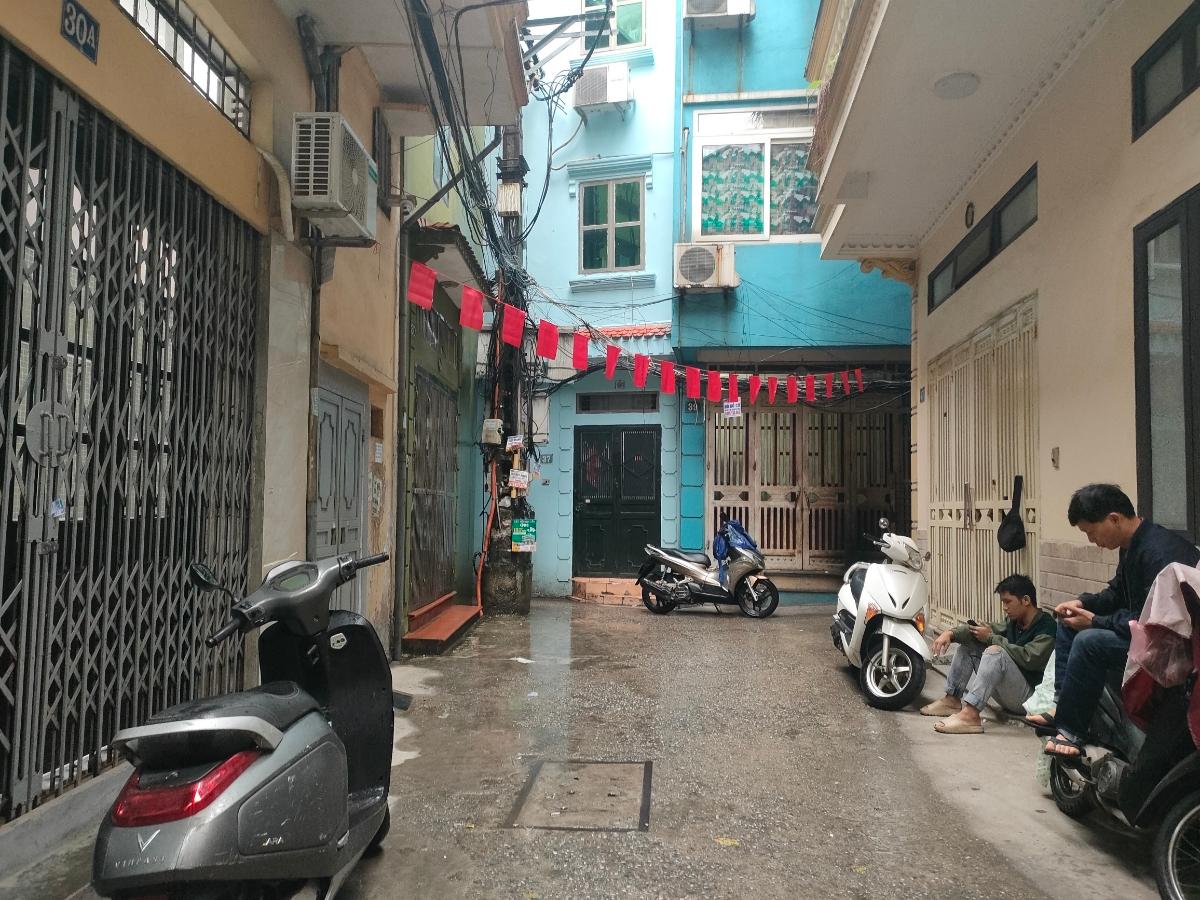 BÁN NHÀ PHỐ XÃ ĐÀN - ĐỐNG ĐA - NHÀ DÂN XÂY - GIAO THÔNG THUẬN TIỆN, CHỦ CẦN BÁN GẤP