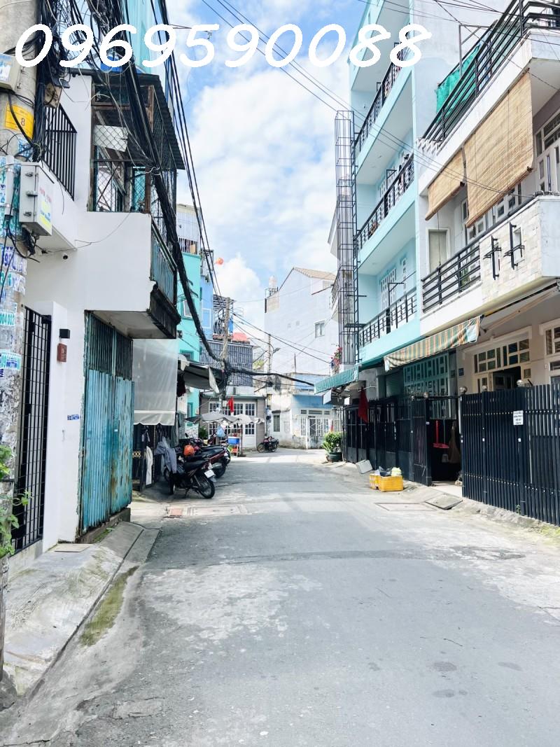 căn nhà mơ ước 30m2, 2 tầng hẻm Sơn Kỳ Tân Phú, sổ hồng chính chủ giá 3.6 tỷ.