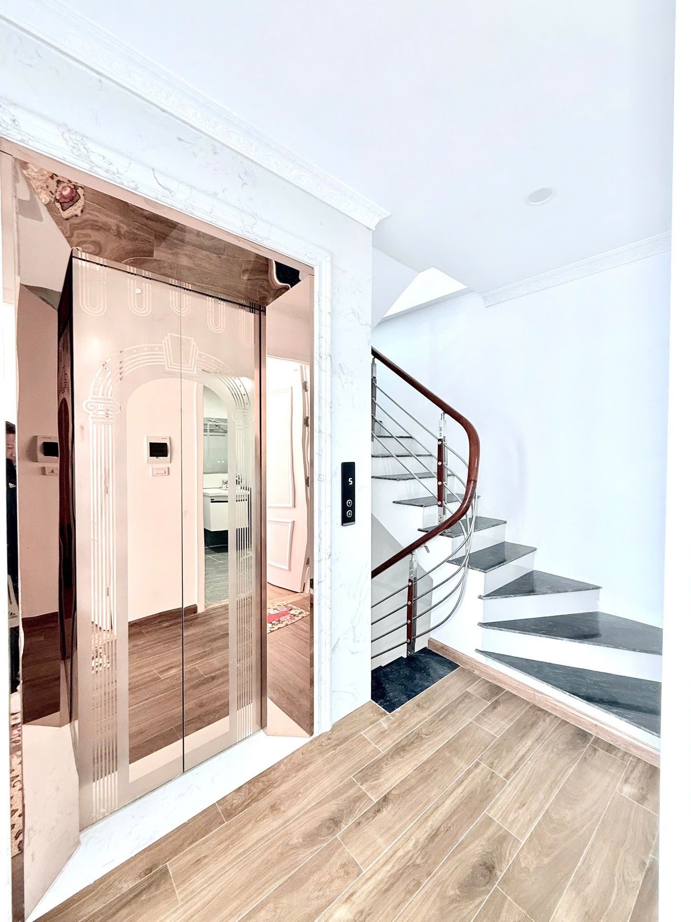 Chùa Bộc | Nhà đẹp – 7 tầng – 46m² – MT 5.5m