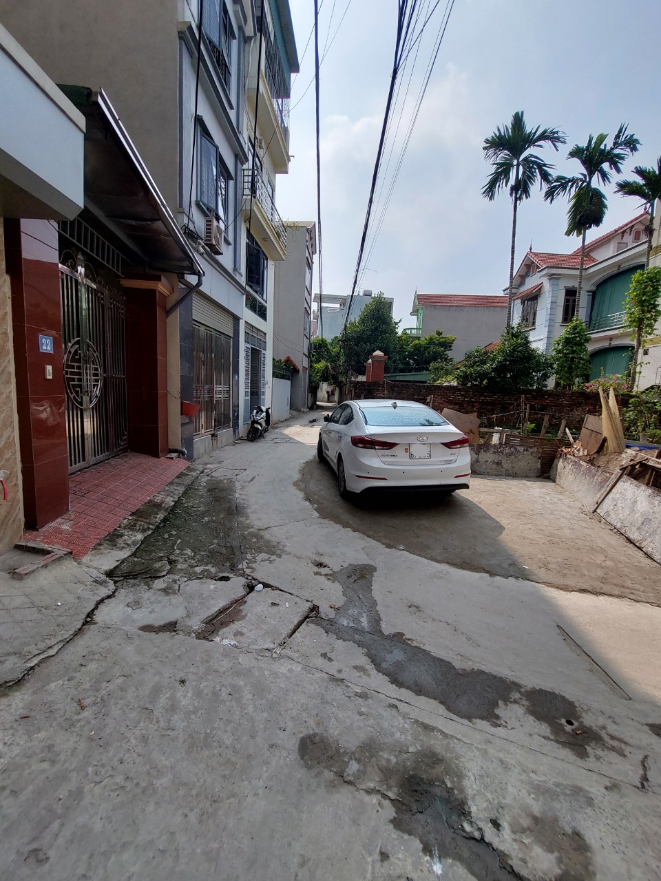 CẠNH TRÔI BÁN ĐẤT TẶNG NHÀ CẤP 4 DT 43M Ô TÔ ĐỖ CỬA