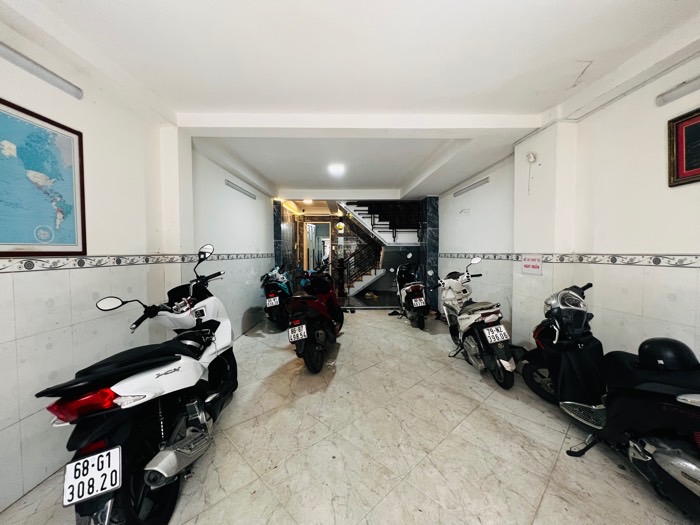 Nhà 5 tầng 13 phòng có sẵn doanh thu 50tr/tháng, DT 75m², Gò Vấp – 10.5 tỷ .