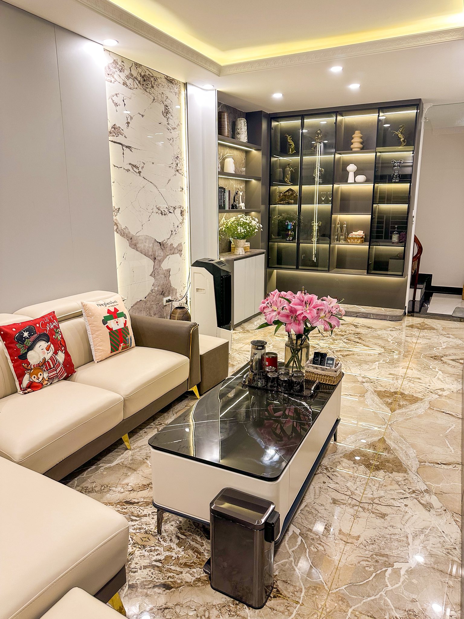 BÁN NHÀ TRỊNH ĐÌNH CỬU – GẦN TRƯỜNG CHINH, NGÃ TƯ SỞ – NỘI THẤT XỊN, Ô TÔ ĐỖ CỬA, GIÁ NHỈNH 10 TỶ