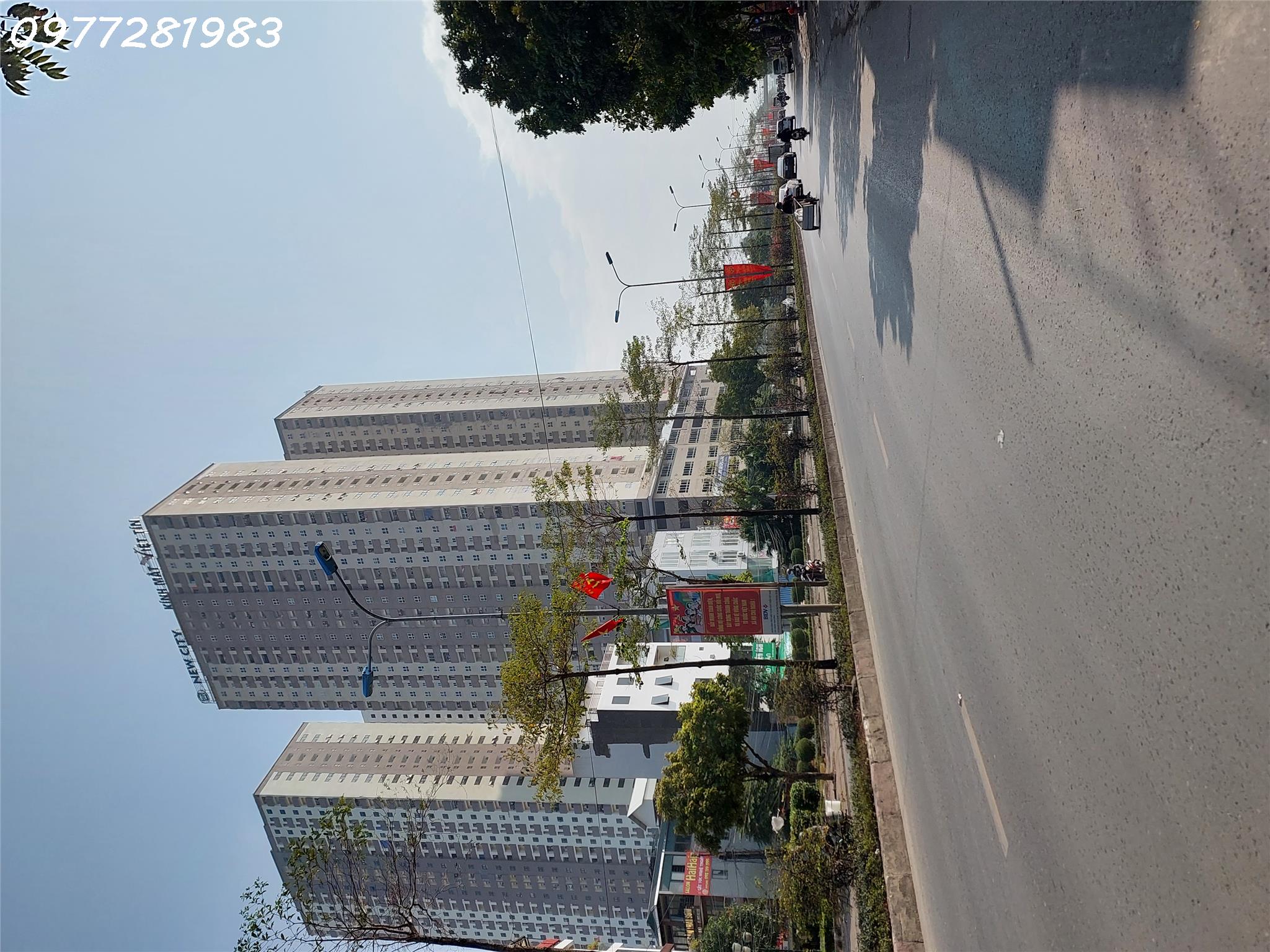 NHÀ ĐẸP CẠNH NHỔN – GARA, THANG MÁY – ĐƯỜNG Ô TÔ