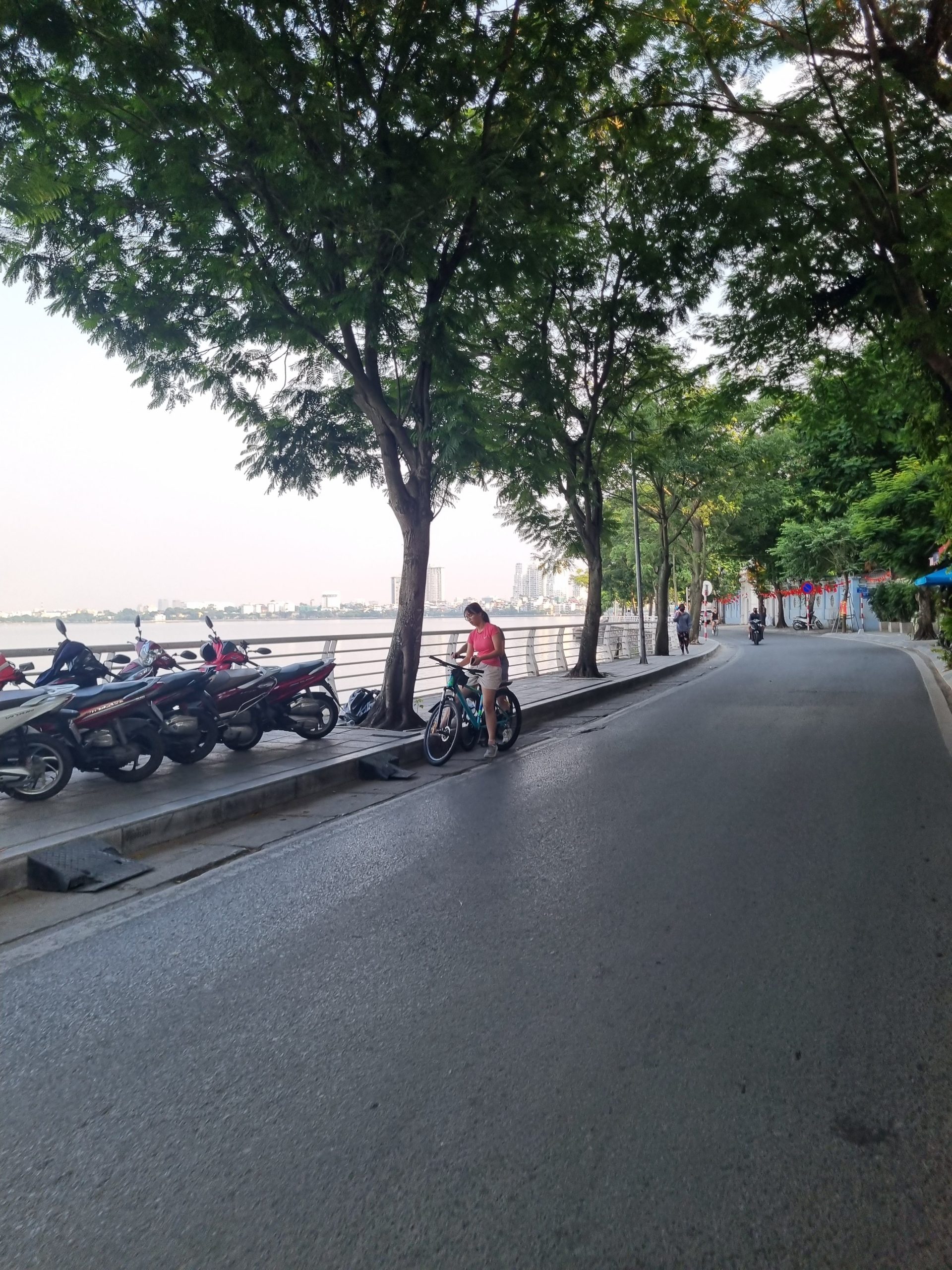 MẶT PHỐ TRÍCH SÀI - VIEW HỒ TÂY, VỊ TRÍ KIM CƯƠNG, ĐẦU TƯ VÀNG, DT 75Mx5T.