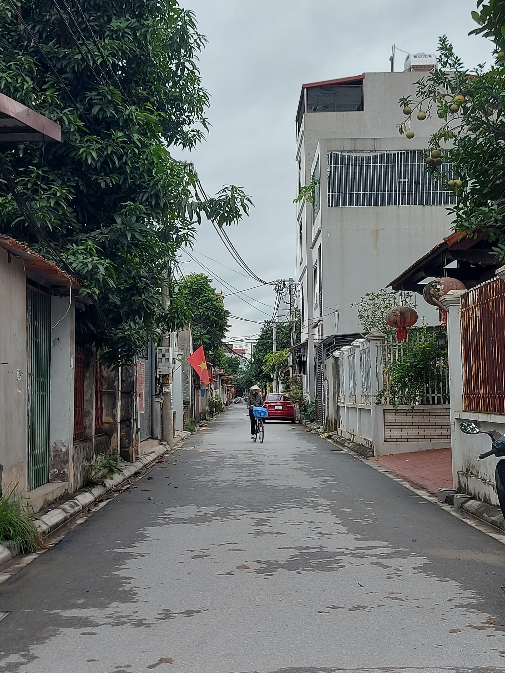 MÌNH CÓ MẢNH ĐẤT Ở SÁP MAI - ĐÔNG ANH CẦN BÁN - VỊ TRÍ MẶT ĐƯỜNG OTO TRÁNH - CHẠY VÒNG QUANH ,,,,