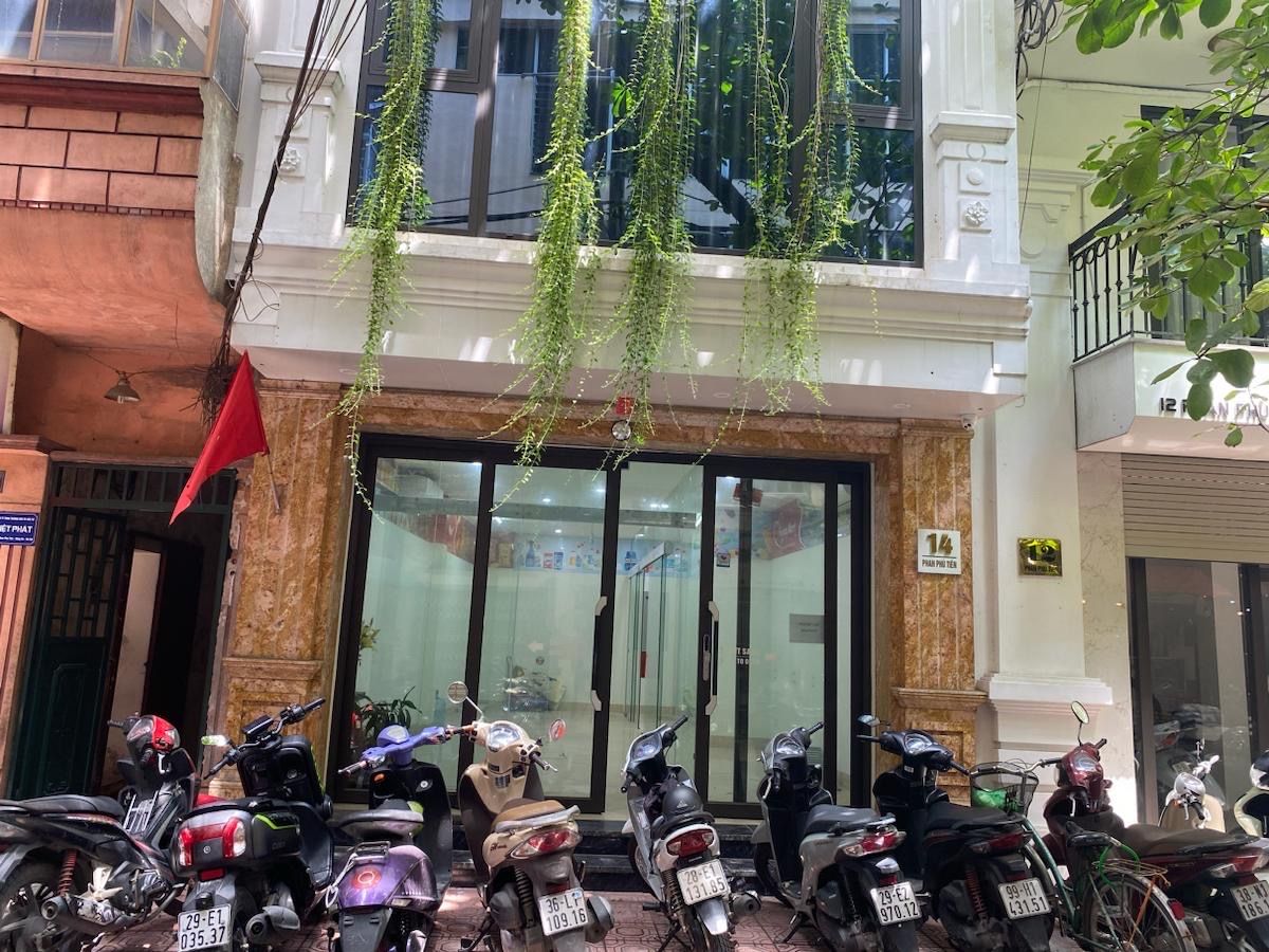 MẶT PHỐ PHAN PHÙ TIÊN - QUY HOẠCH ỔN ĐỊNH - 7 TẦNG THANG MÁY - TẶNG NỘI THẤT TIỀN TỶ.CHỦ XÂY DỰNG,THIẾT KẾ CỰC KÌ TÂM HUYẾT. FULL NỘI THẤT NHẬP KHẨU