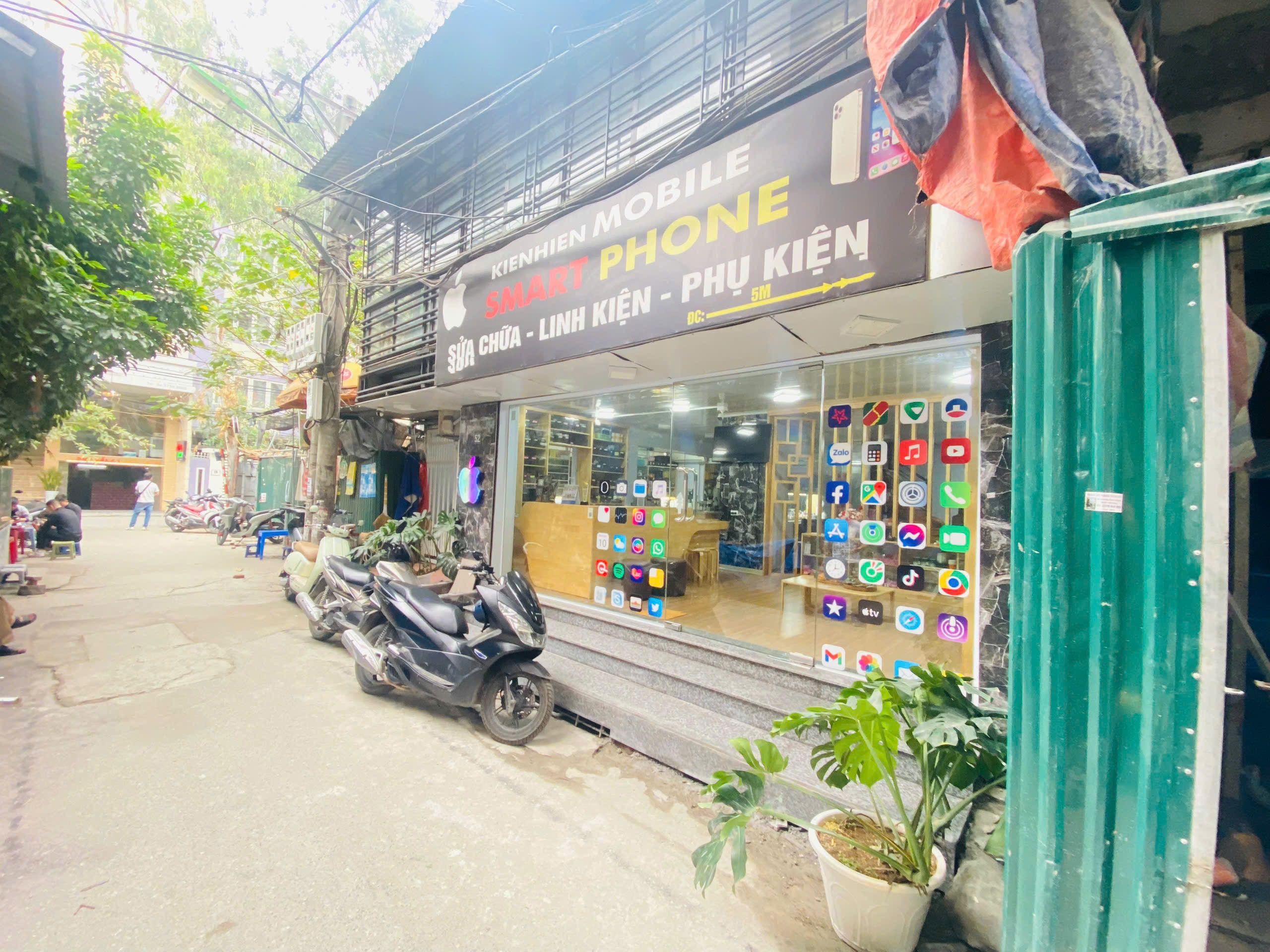 LÔ GÓC Ô TÔ TRÁNH - KINH DOANH BẤT CHẤP - TƯƠNG LAI MẶT PHỐ