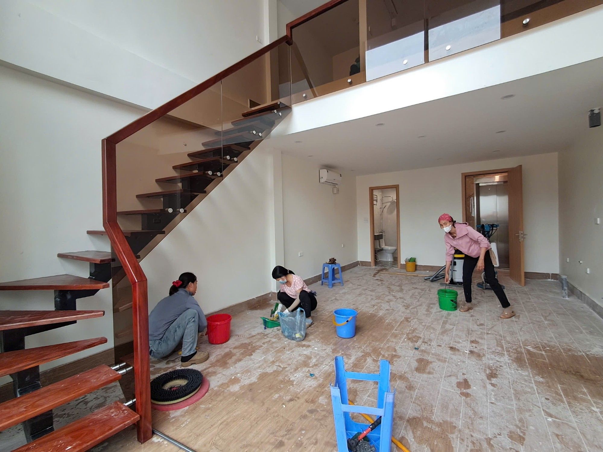 BÁN NHÀ SIÊU PHẨM TÂY HỒ - 7 TẦNG THANG MÁY - NGÕ THÔNG - NHÀ ĐẸP - THIẾT KẾ HIỆN ĐẠI - TINH TẾ