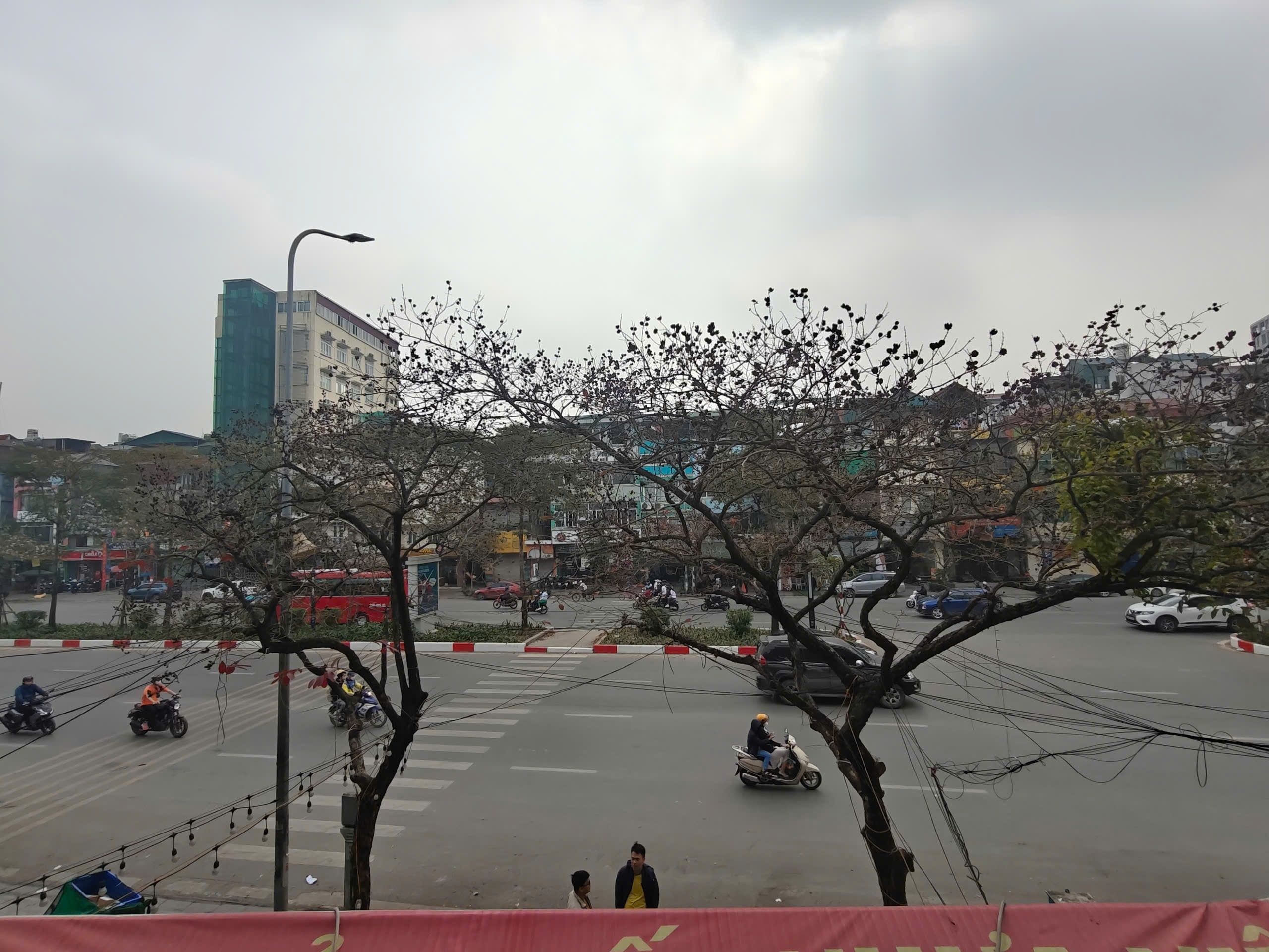 BÁN NHÀ MẶT PHỐ VĂN CAO-ĐI BỘ RA HỒ TÂY-CẠNH NHÀ THI ĐẤU QUẦN NGỰA-VỊ TRÍ VÀNG QUẬN BA ĐÌNH-GẦN LOTTE- BV THU CÚC- BV354-BV PHỔI TRUNG ƯƠNG- HỒ THUỶ L