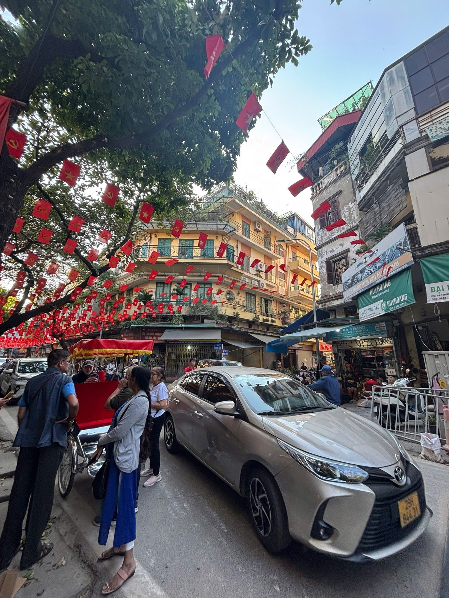 BÁN NHÀ PHỐ CỔ- MẶT PHỐ Ô TÔ TRÁNH CÓ VỈA HÈ - KINH DOANH ĐỈNH NGÀY ĐÊM DÒNG TIỀN ~60Tr/Tháng