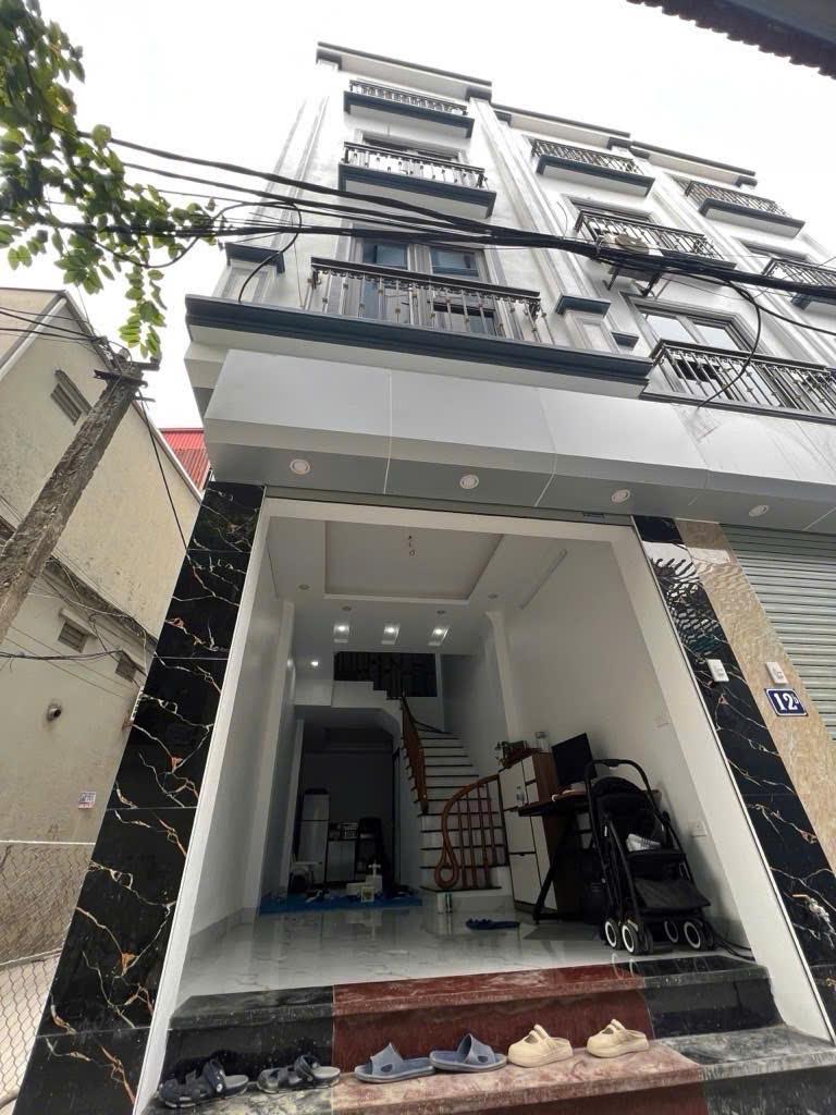 LÔ GÓC - NHÀ MỚI - THIẾT KẾ ĐẸP - NGÕ THÔNG - OTO ĐỖ GẦN - GẦN CHỢ VÀ CÁC TRƯỜNG ĐH