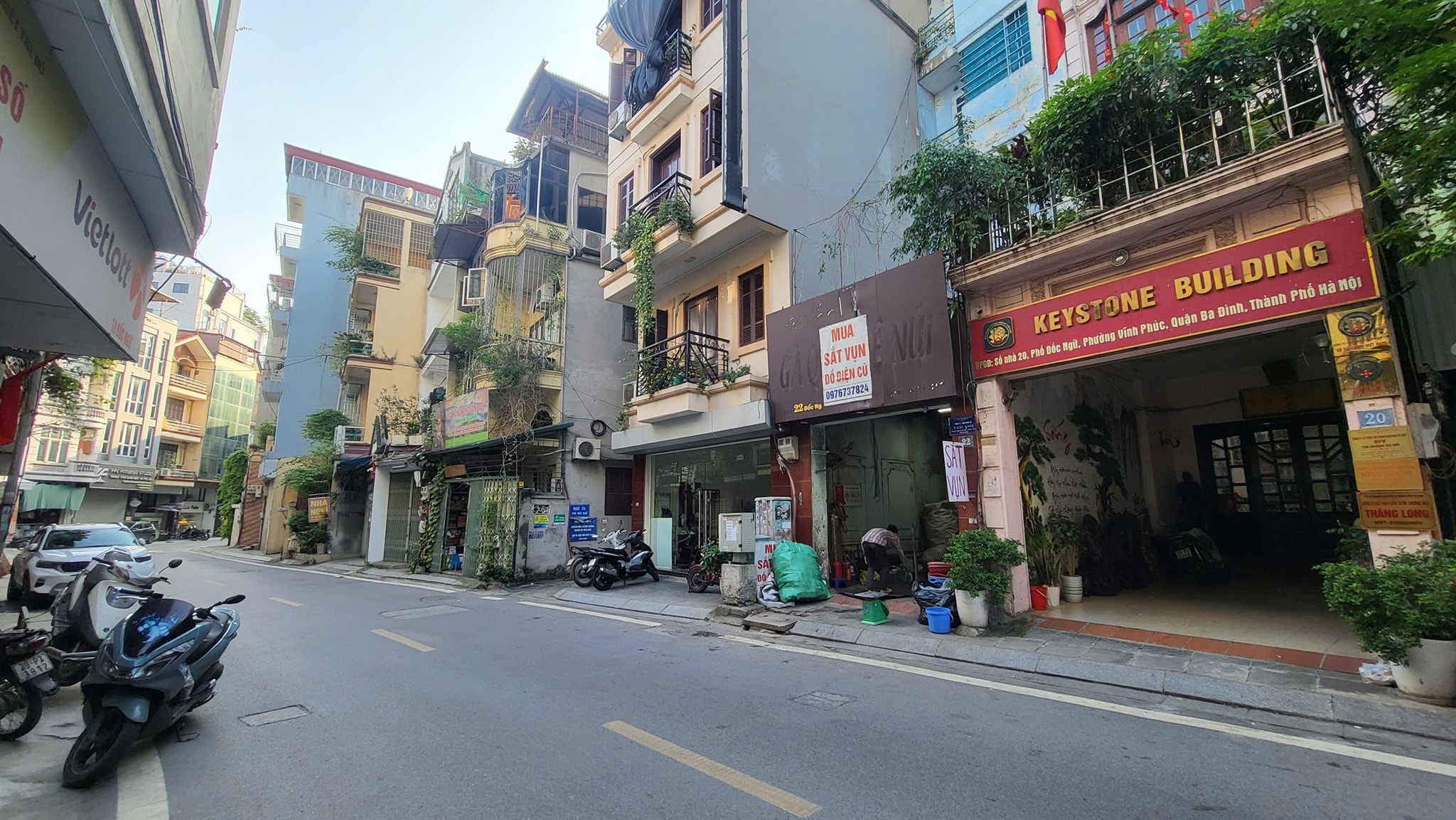 MẶT PHỐ, ĐỐC NGỮ, BA ĐÌNH-VỈA HÈ-KD-Ô TÔ: 94M X5T, MT 3,7M, GIÁ 25,6 TỶ.