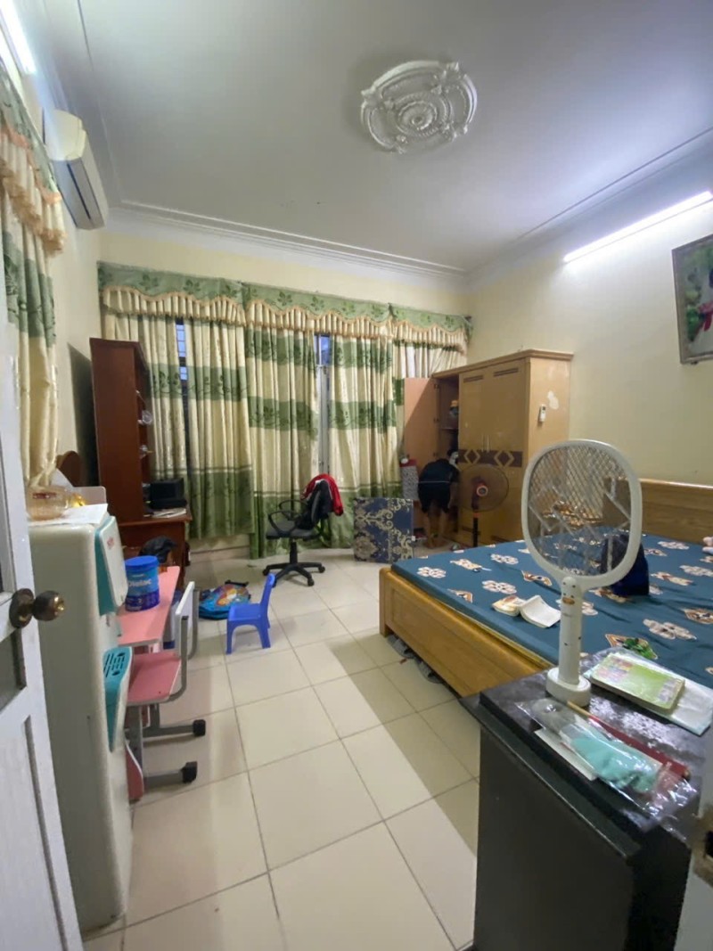 BÁN NHÀ ĐẸP TRUNG TÂM PHÚC LỢI – 139m² – 3 TẦNG – MẶT TIỀN RỘNG – GIÁ CHỈ 13.5 TỶ – CÓ DÒNG TIỀN CHO THUÊ ỔN ĐỊNH