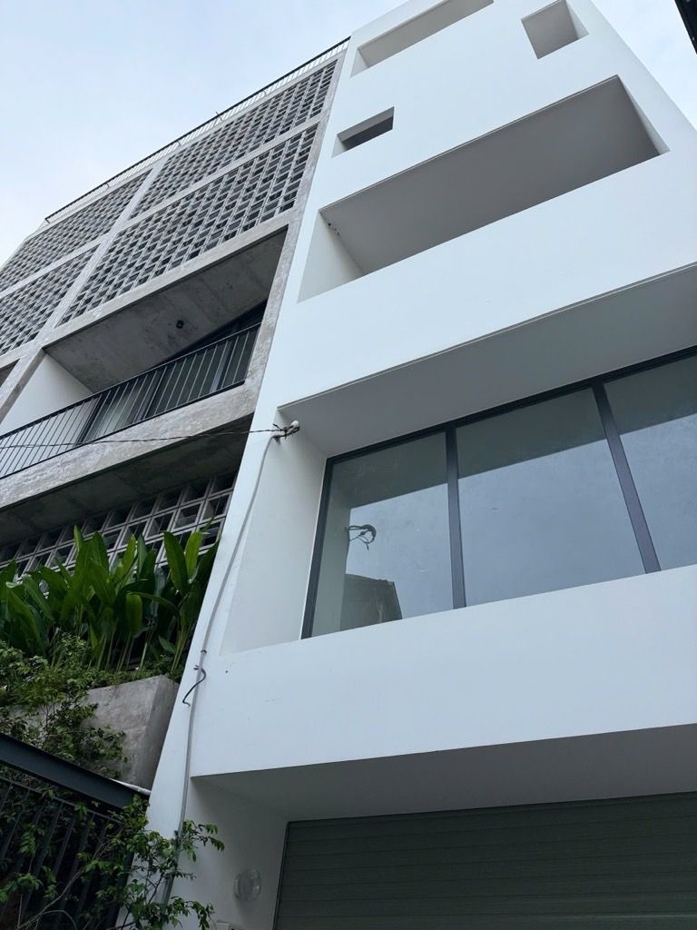 Bánnhà VIP P5 GòVấp – Gần Emart – 6Tầng Full NT, 7.9Tỷ TL, Thang Máy