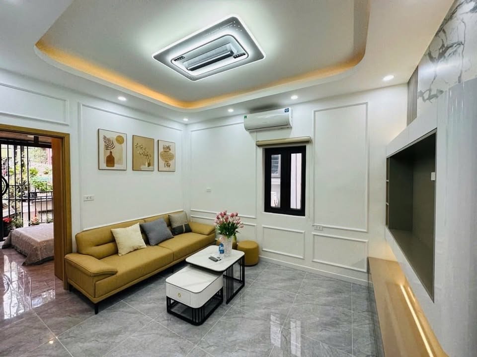 Bán nhà phân lô, Trịnh Đình Cửu, gần Lê Trọng Tấn, Thanh Xuân, oto đỗ cửa, tiện ích bao quanh