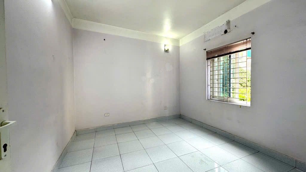 Nguyễn Văn Linh – 125/128m² – 5 tầng – NGÕ NÔNG – VÀI BƯỚC RA Ô TÔ TRÁNH – NHÀ TỰ XÂY CHẮC CHẮN – CÔNG NĂNG ĐỈNH