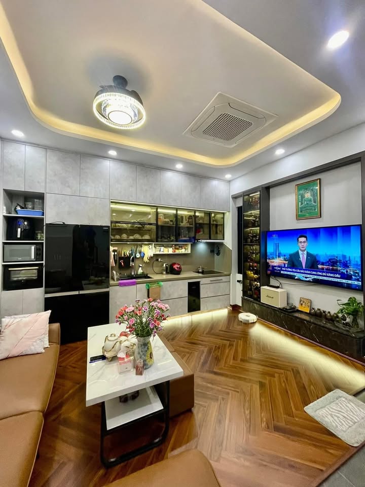 Bán nhà đẹp Chùa Bộc, Khương Thượng, Đống Đa, 6 tầng, thang máy full nội thất, ở ngay!