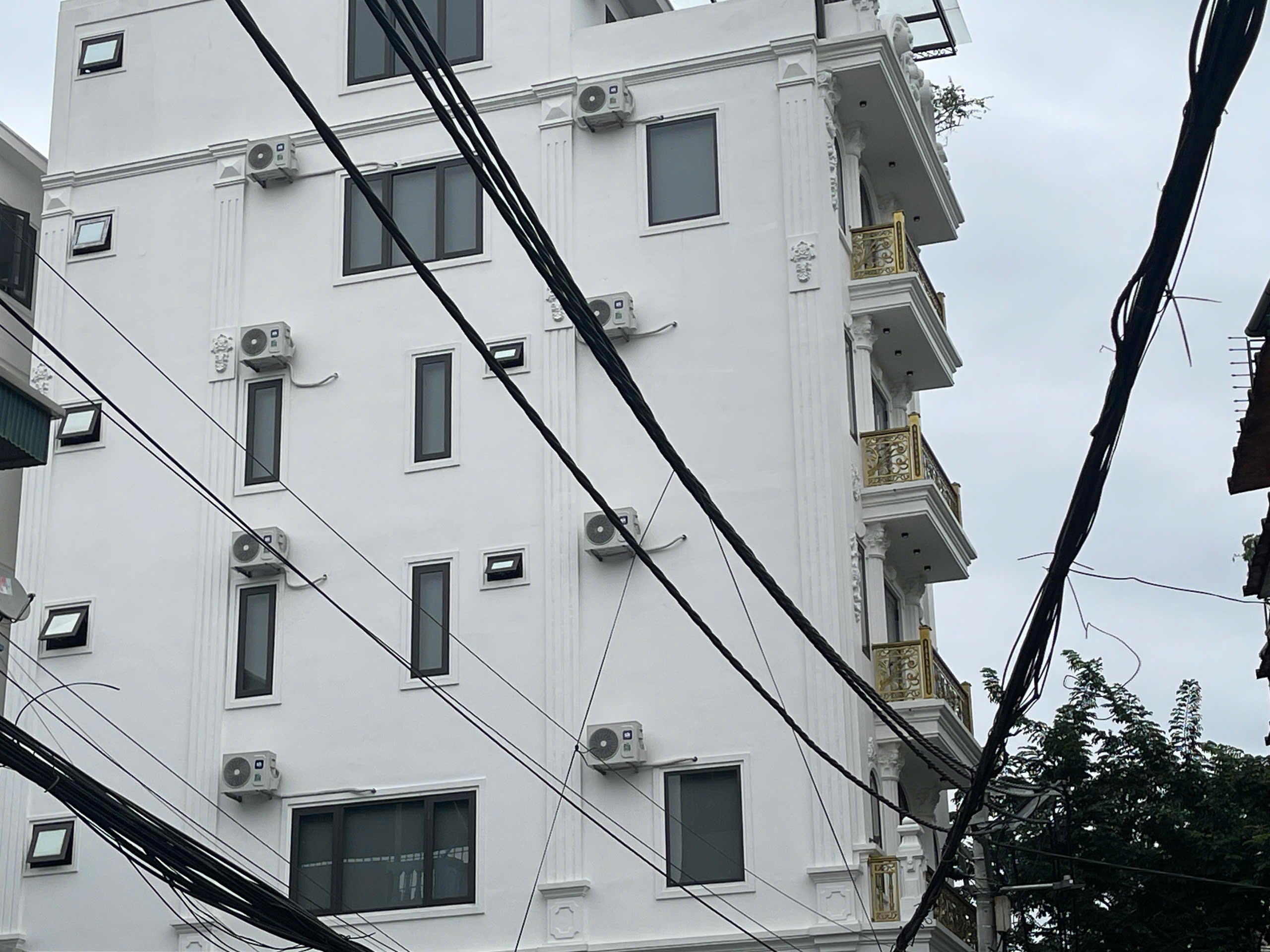 SIÊU PHẨM MẶT PHỐ – 6 TẦNG THANG MÁY – Ô TÔ TRÁNH – KINH DOANH ĐỈNH – 24.9 TỶ