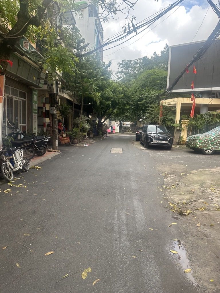 Bán nhà dòng tiền phương liệt 7 tầng thang máy long lanh cách phố 30M thanh xuân